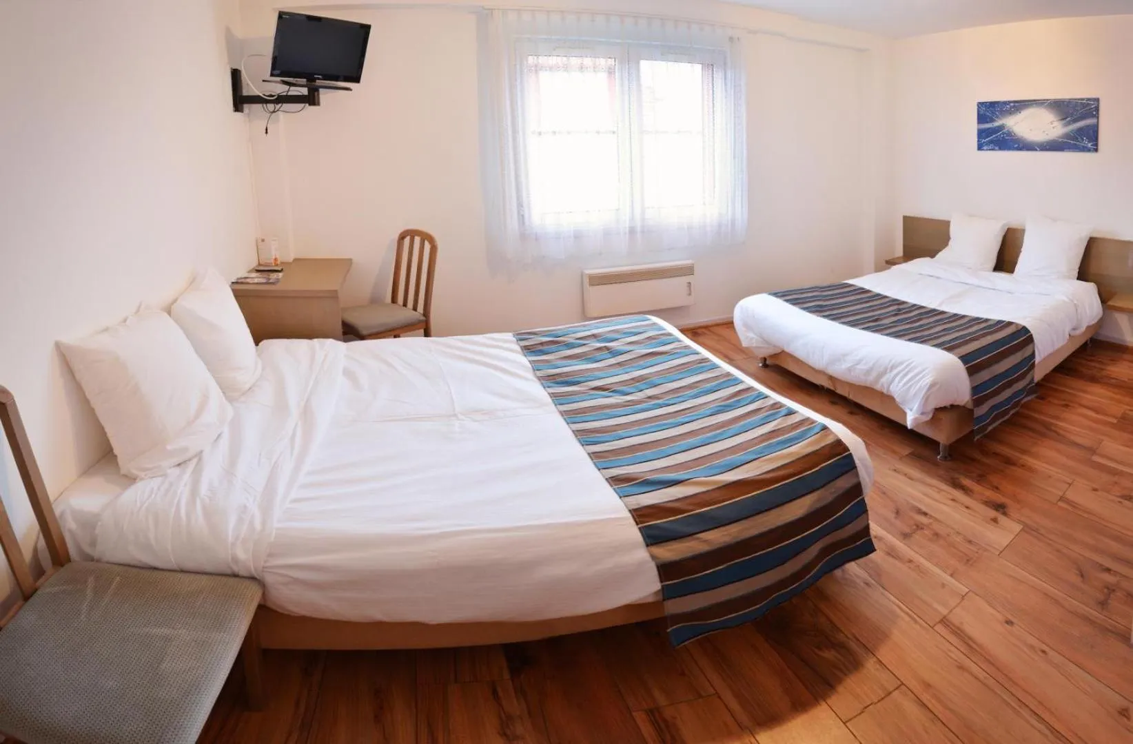 Bed in Contact Hotel Du Ladhof