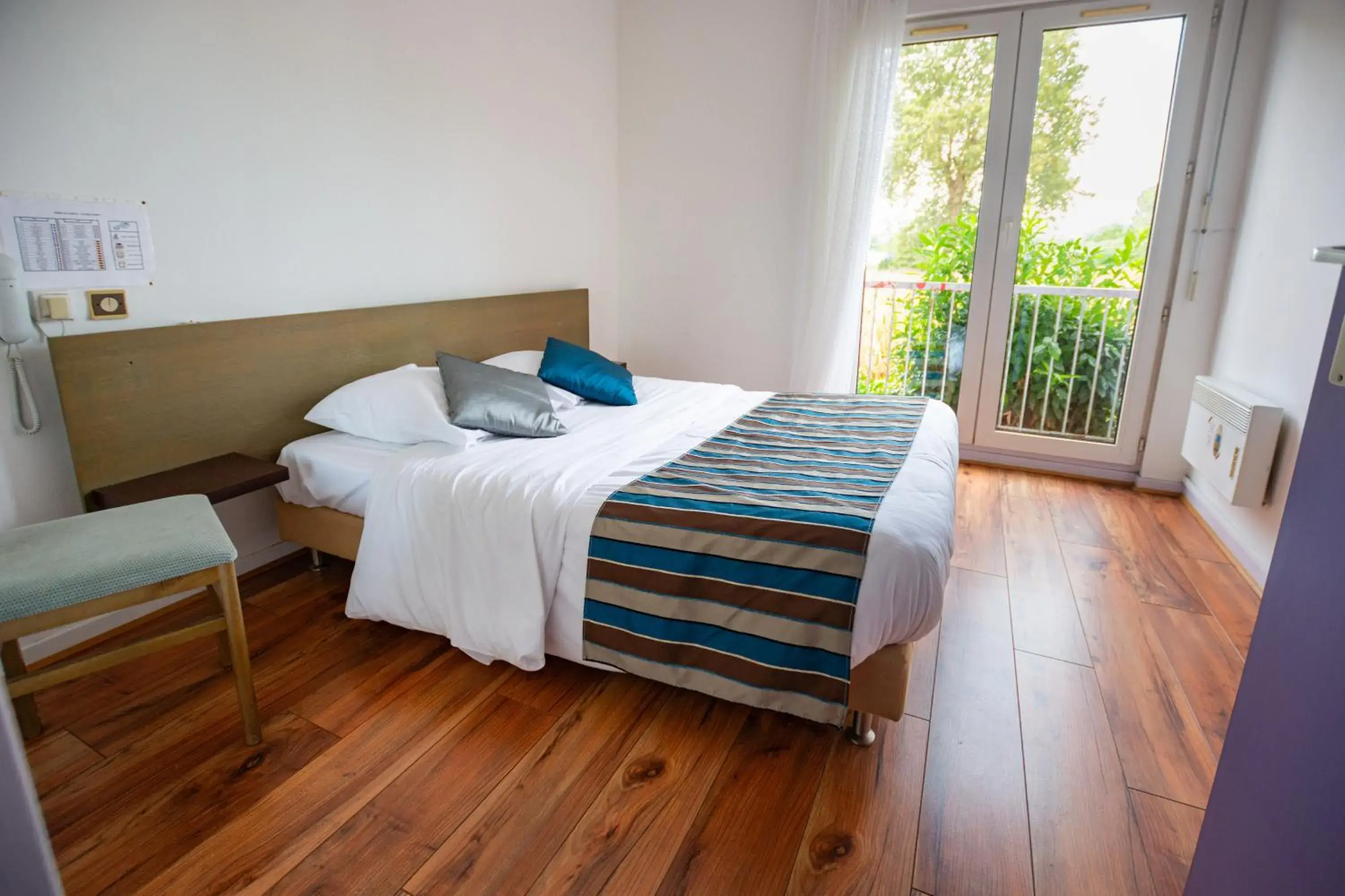 Double Room in Contact Hotel Du Ladhof Double Room in Contact Hotel Du Ladhof