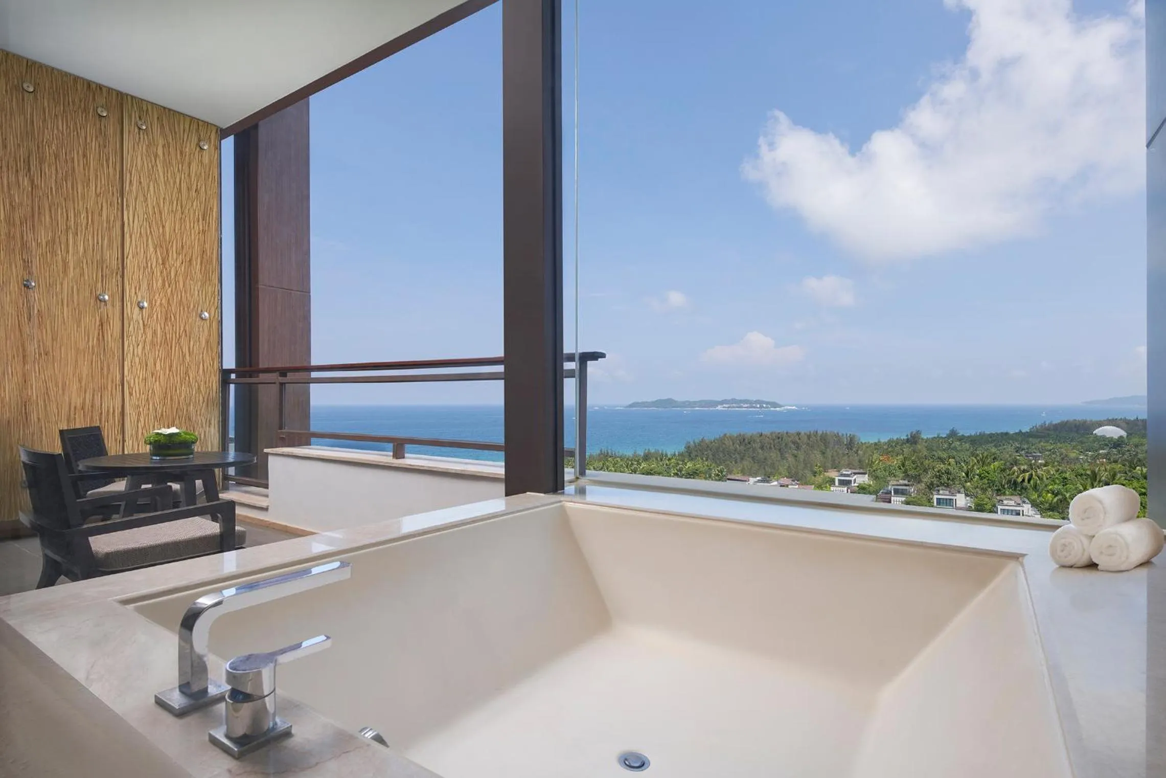 Bathroom in Grand Hyatt Sanya Haitang Bay Resort and Spa