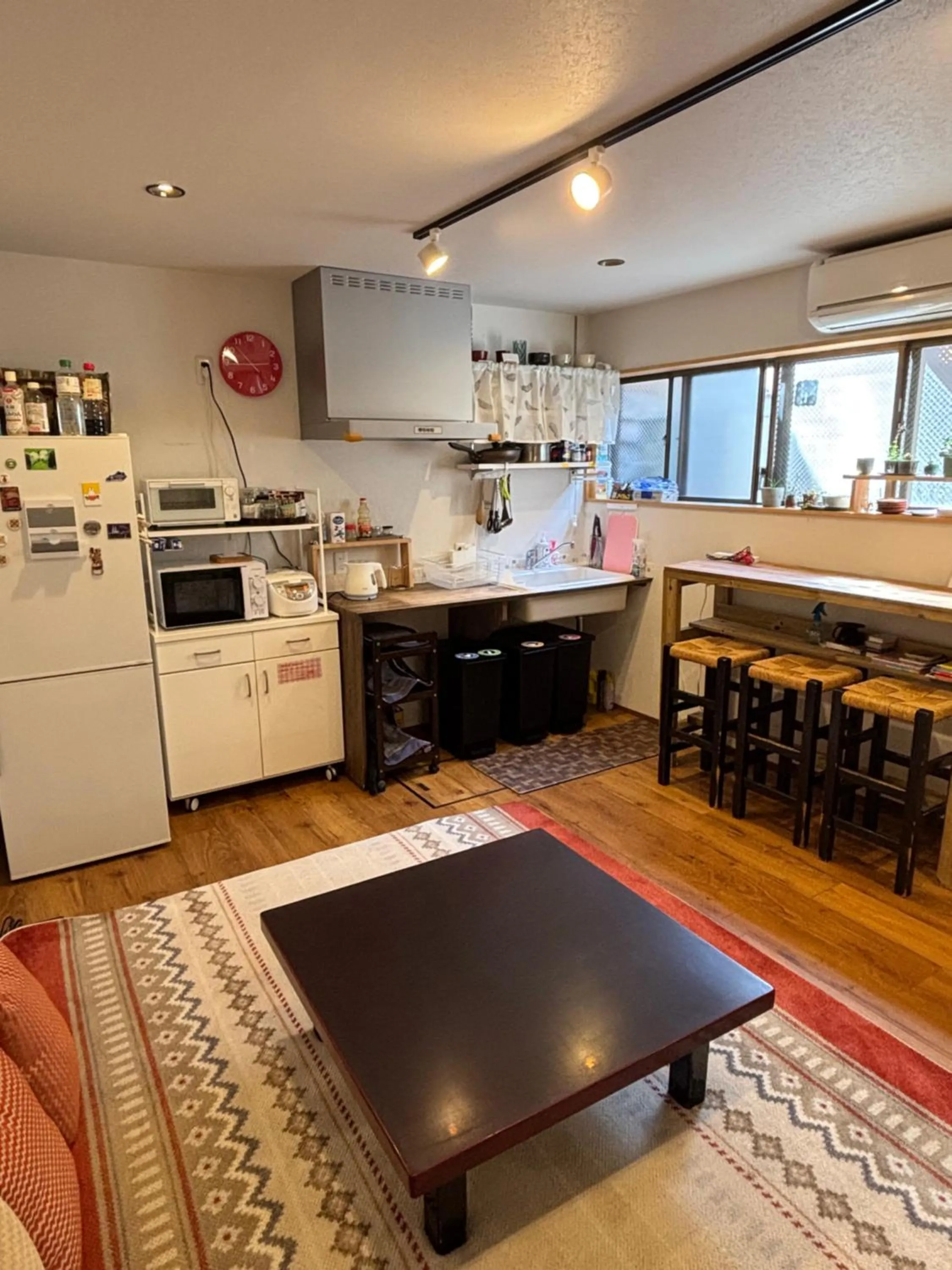 Kitchen or kitchenette in Kanazawa Guesthouse Stella