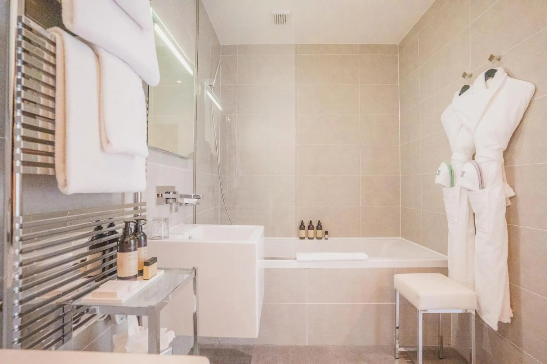 Bathroom in Kube Saint-Tropez