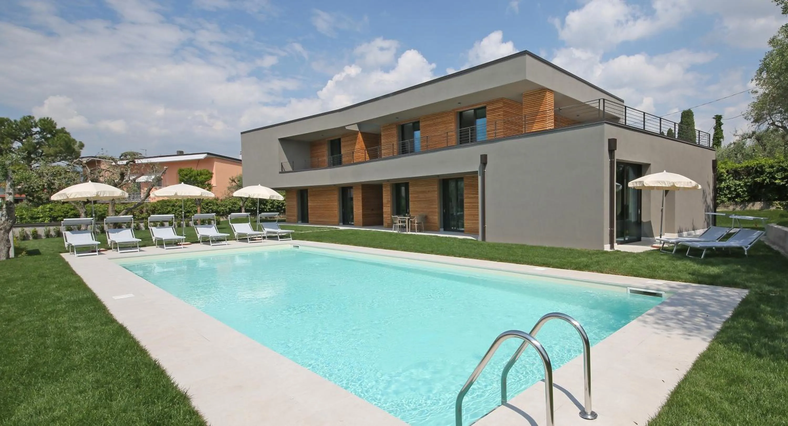 Villa T14