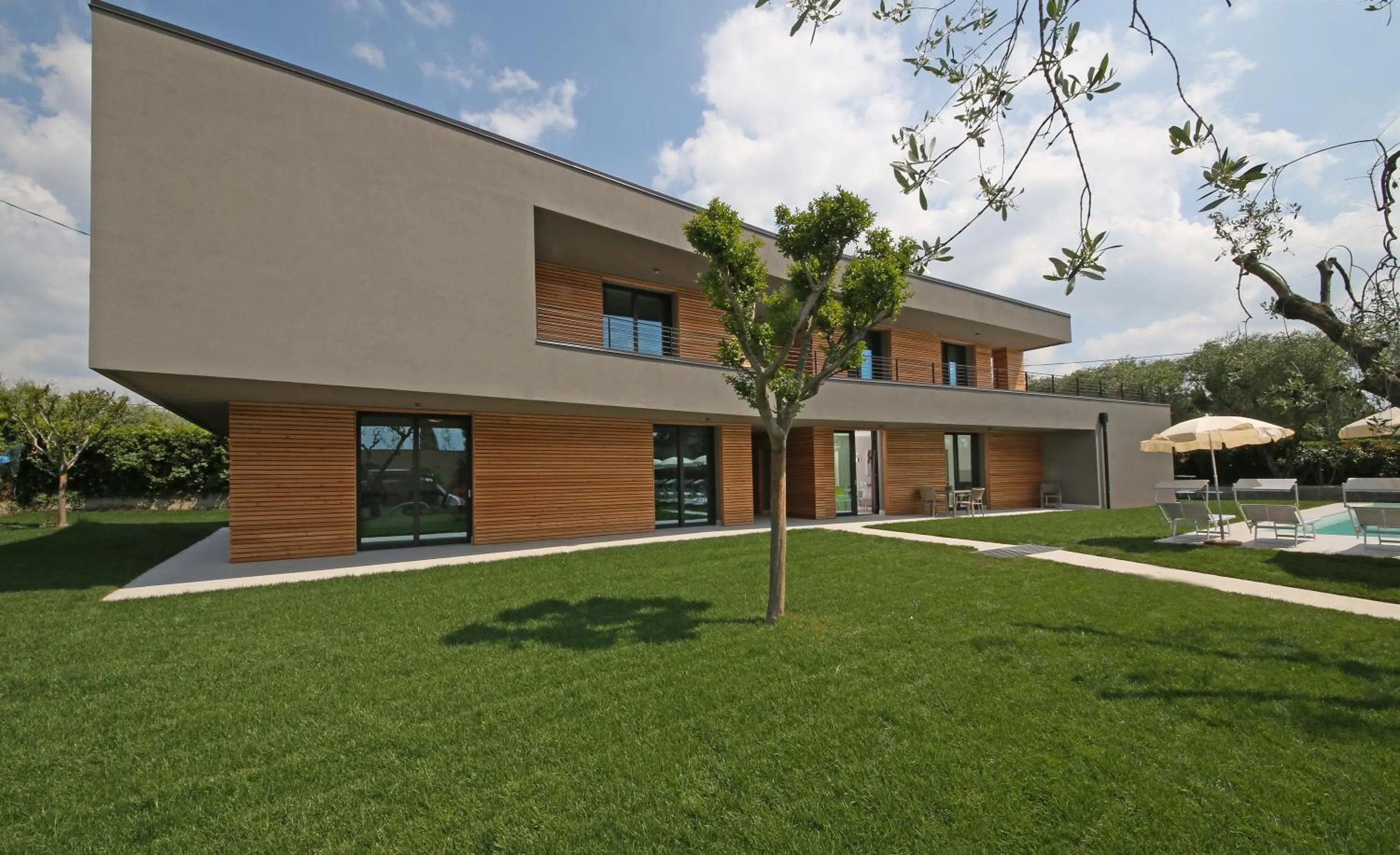 Villa T14