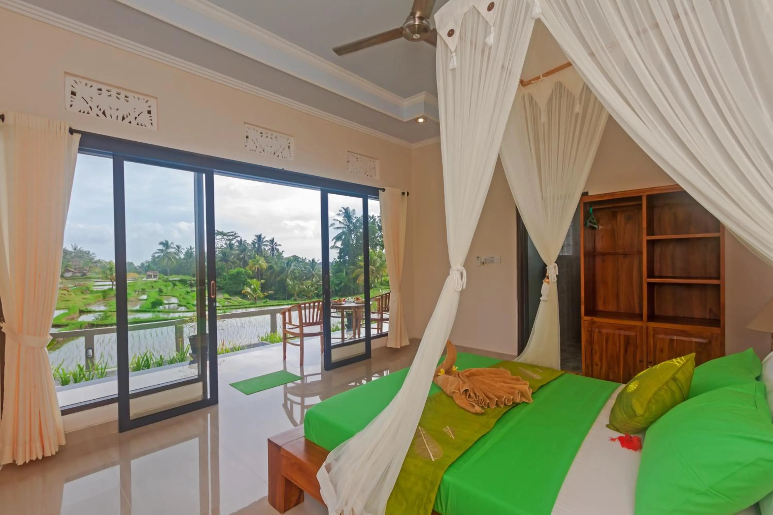 Bed in Cahaya Ubud Villa