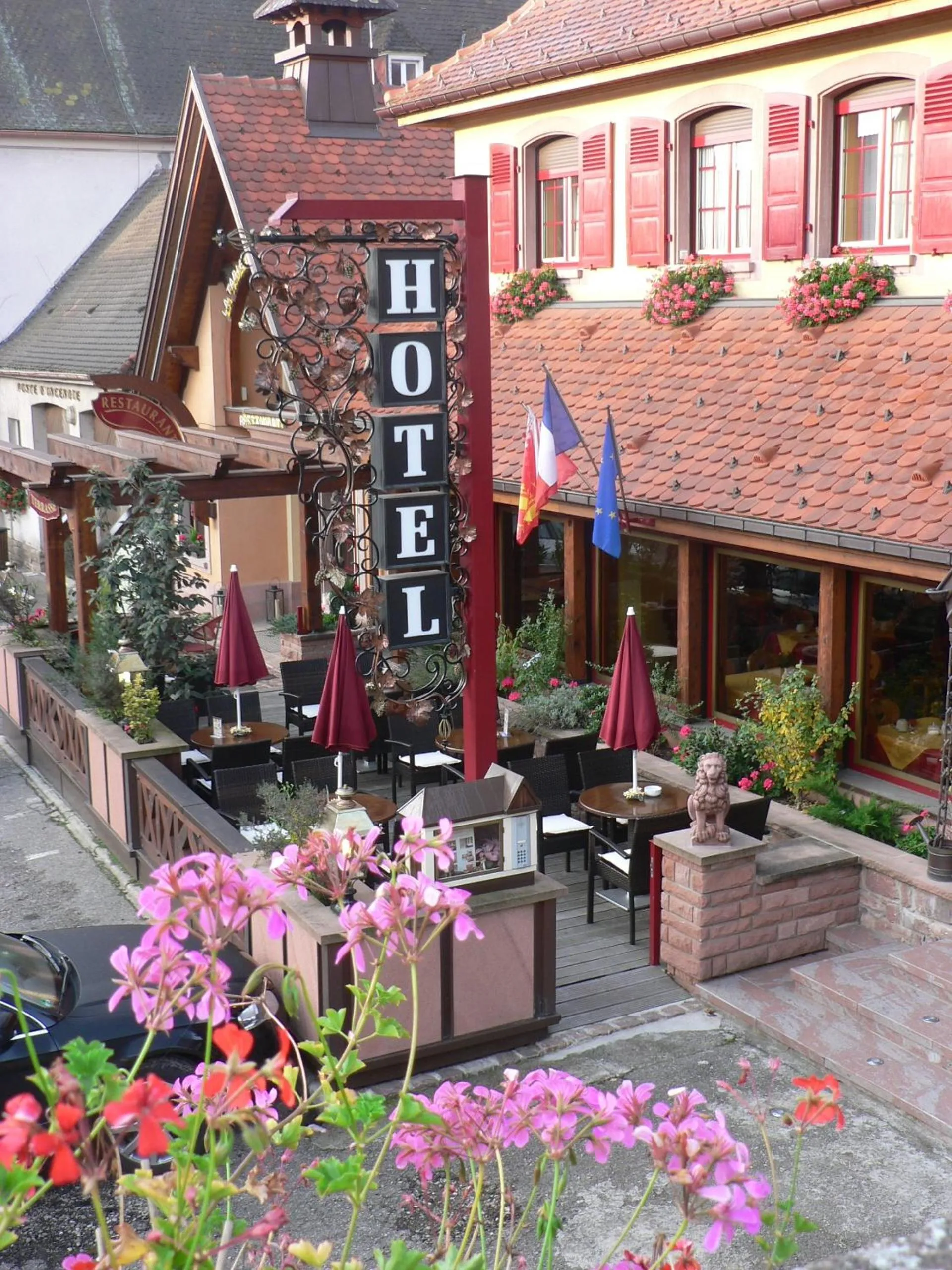 Facade/entrance in Hôtel Le Mittelwihr