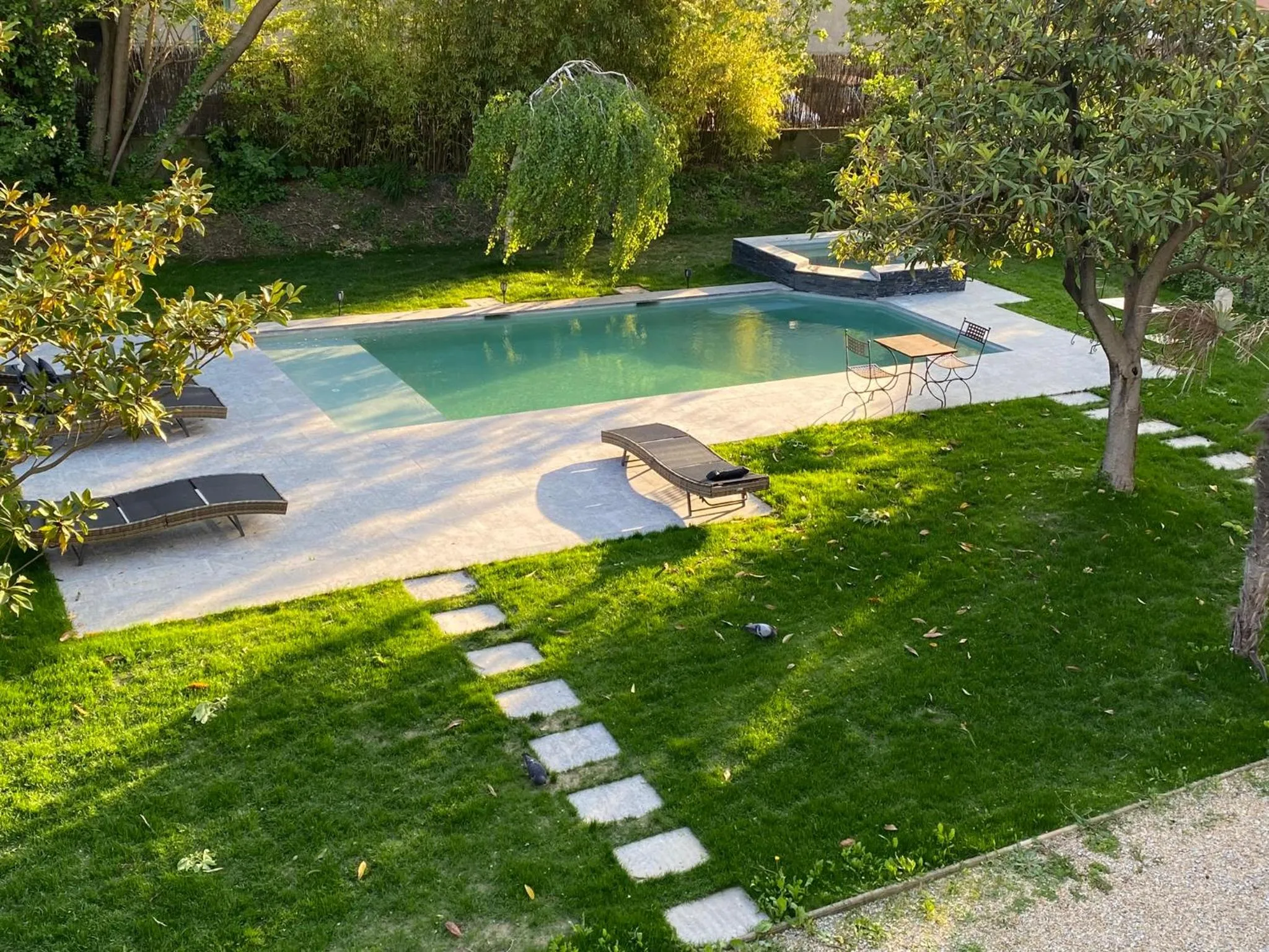 Restaurant/places to eat in Demeure Saint Louis Historic manor, City 700m, free parking,A C,Clim,WIFI, city view, Garden