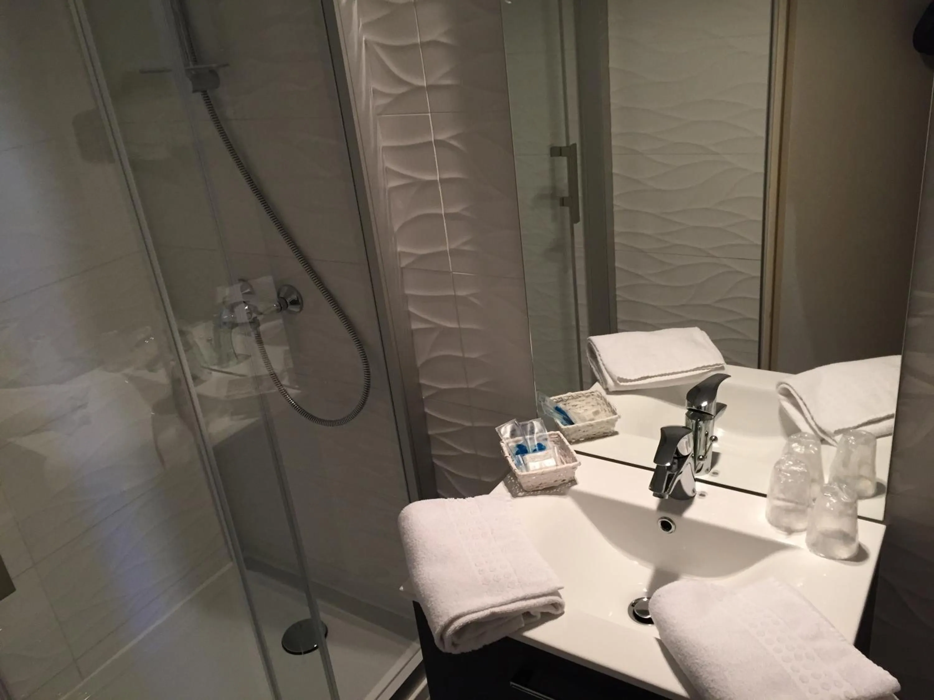 Bathroom in Hostellerie Normande