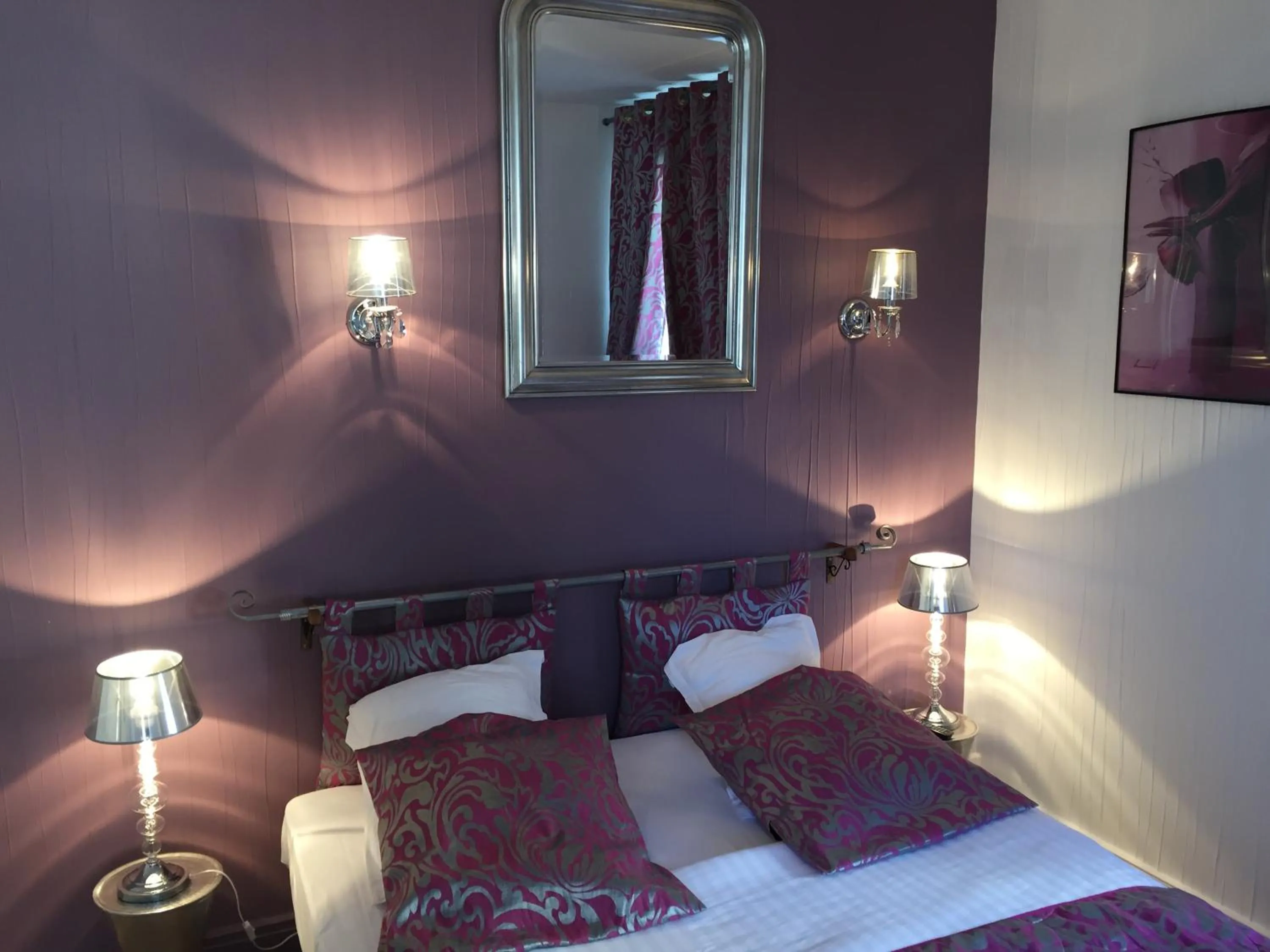 Bed in Hostellerie Normande