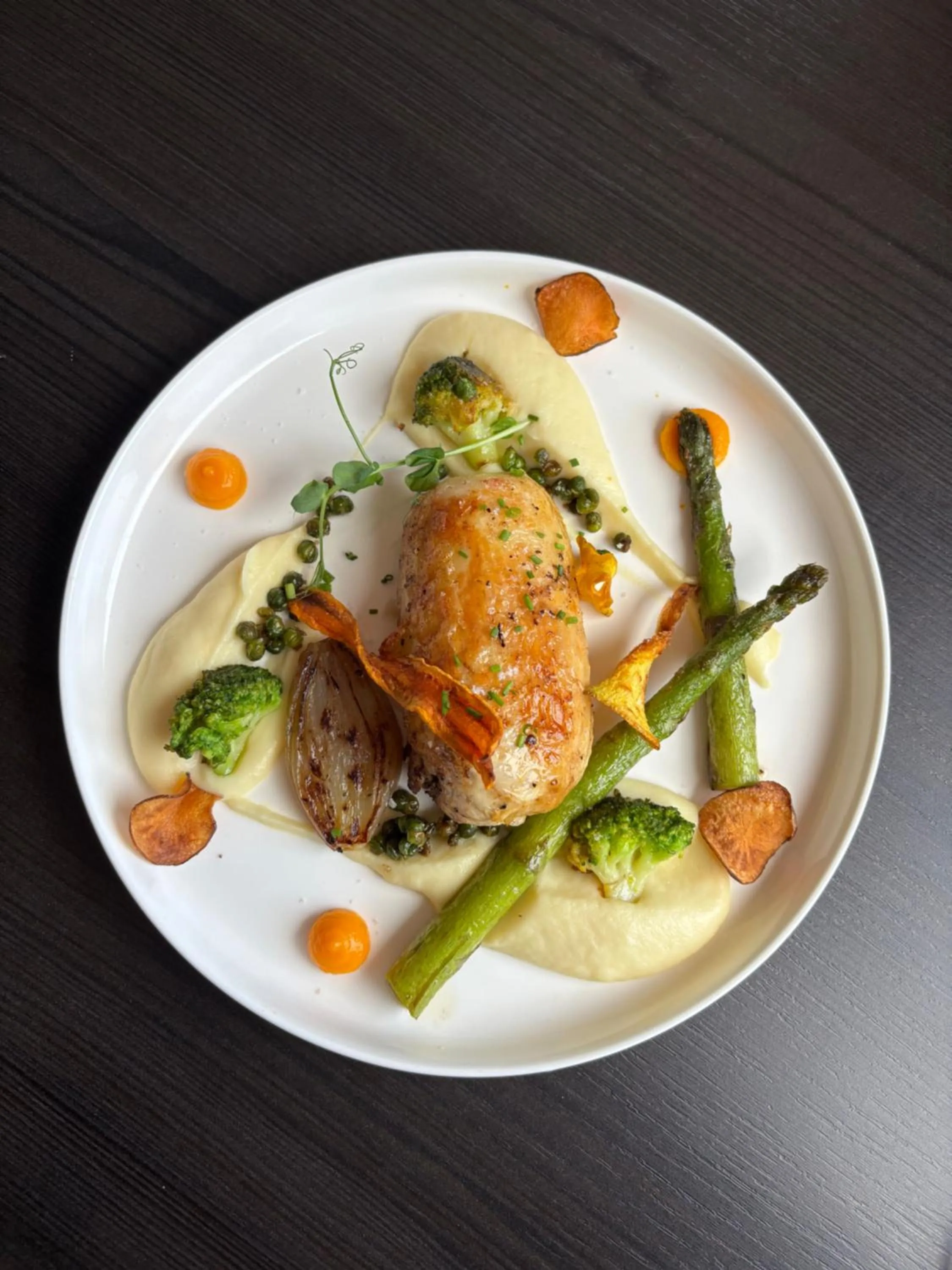 Restaurant/places to eat in Acapella Hotel