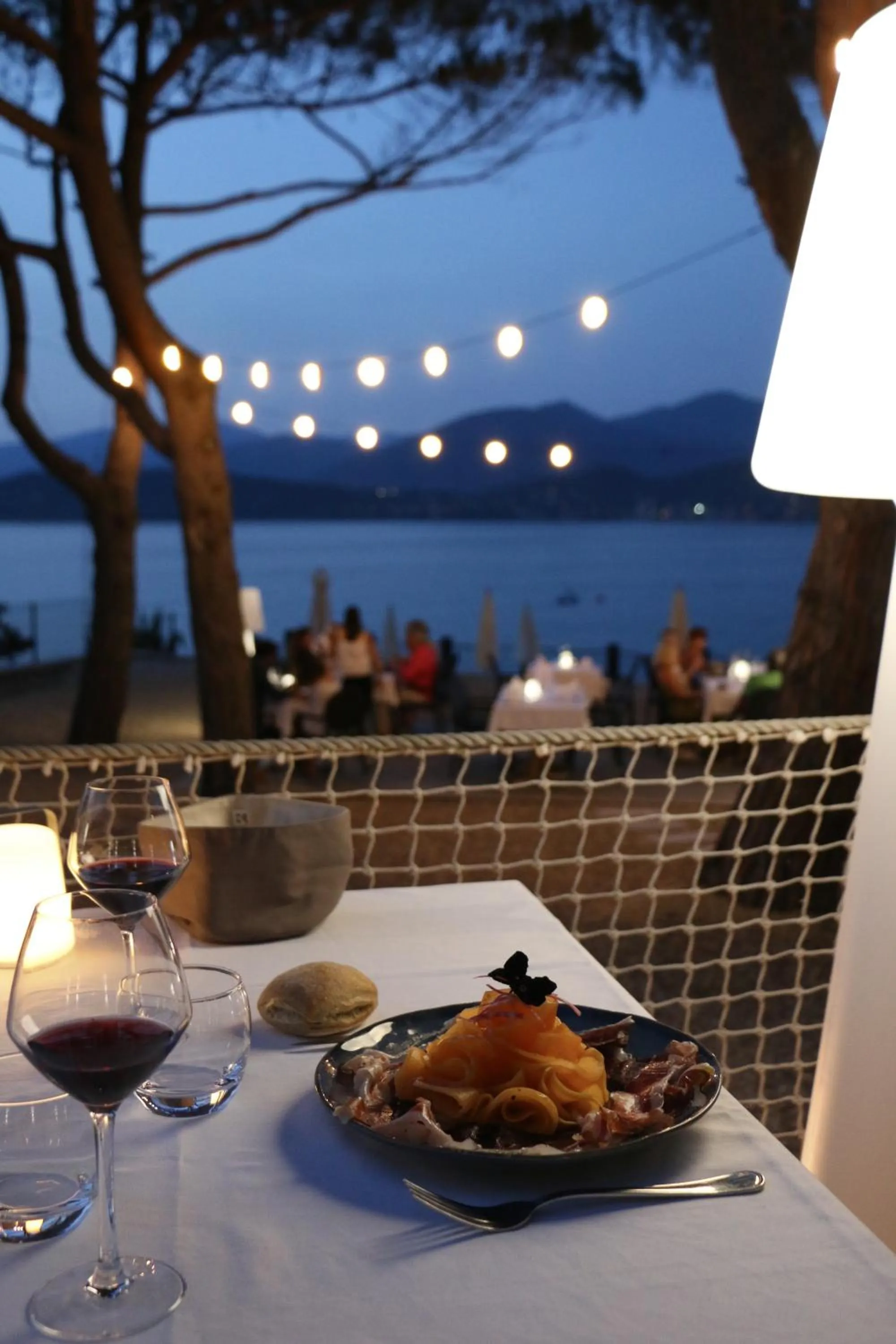 Restaurant/places to eat in Hôtel Castel d'Orcino