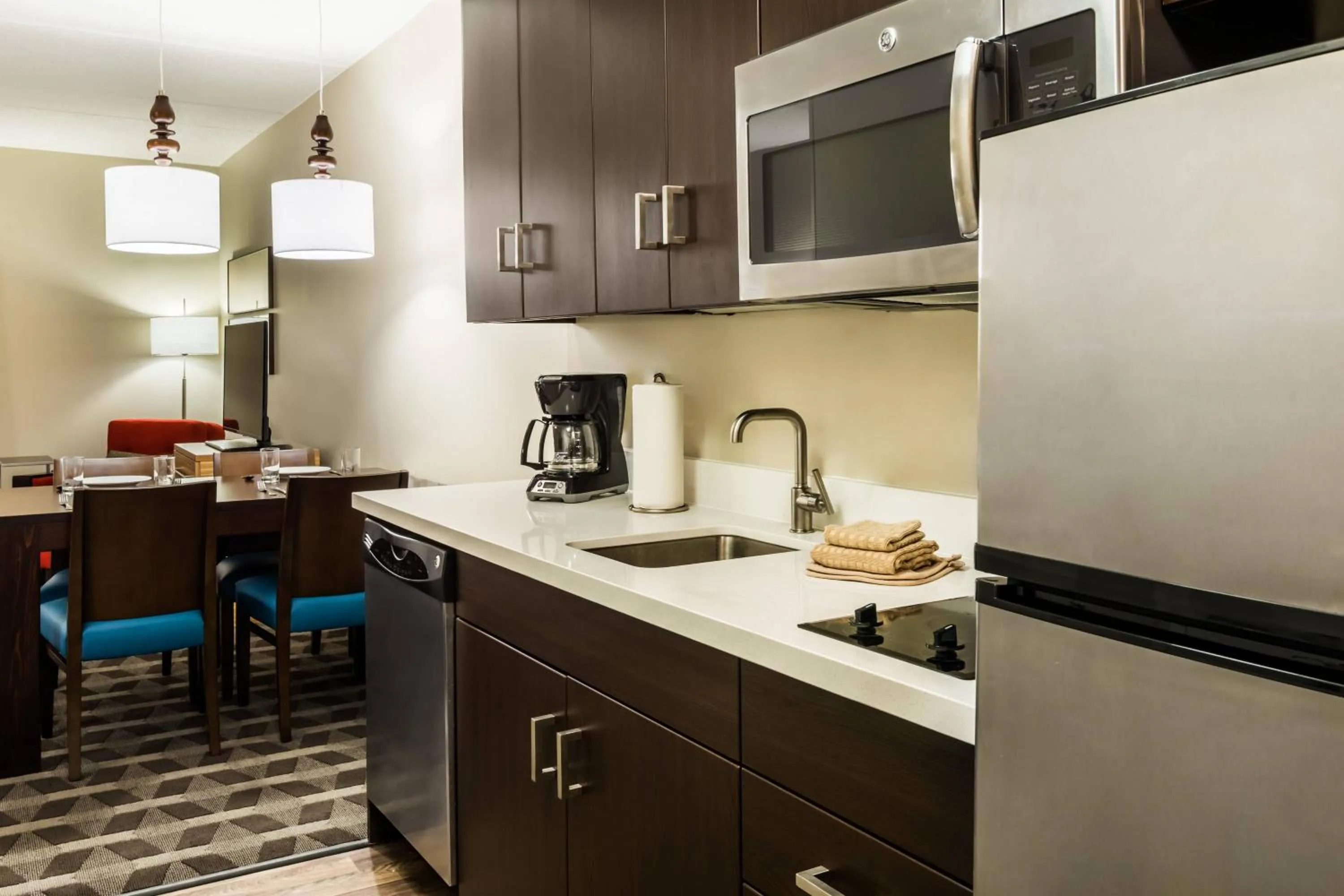 Kitchen or kitchenette in TownePlace Suites by Marriott Latham Albany Airport