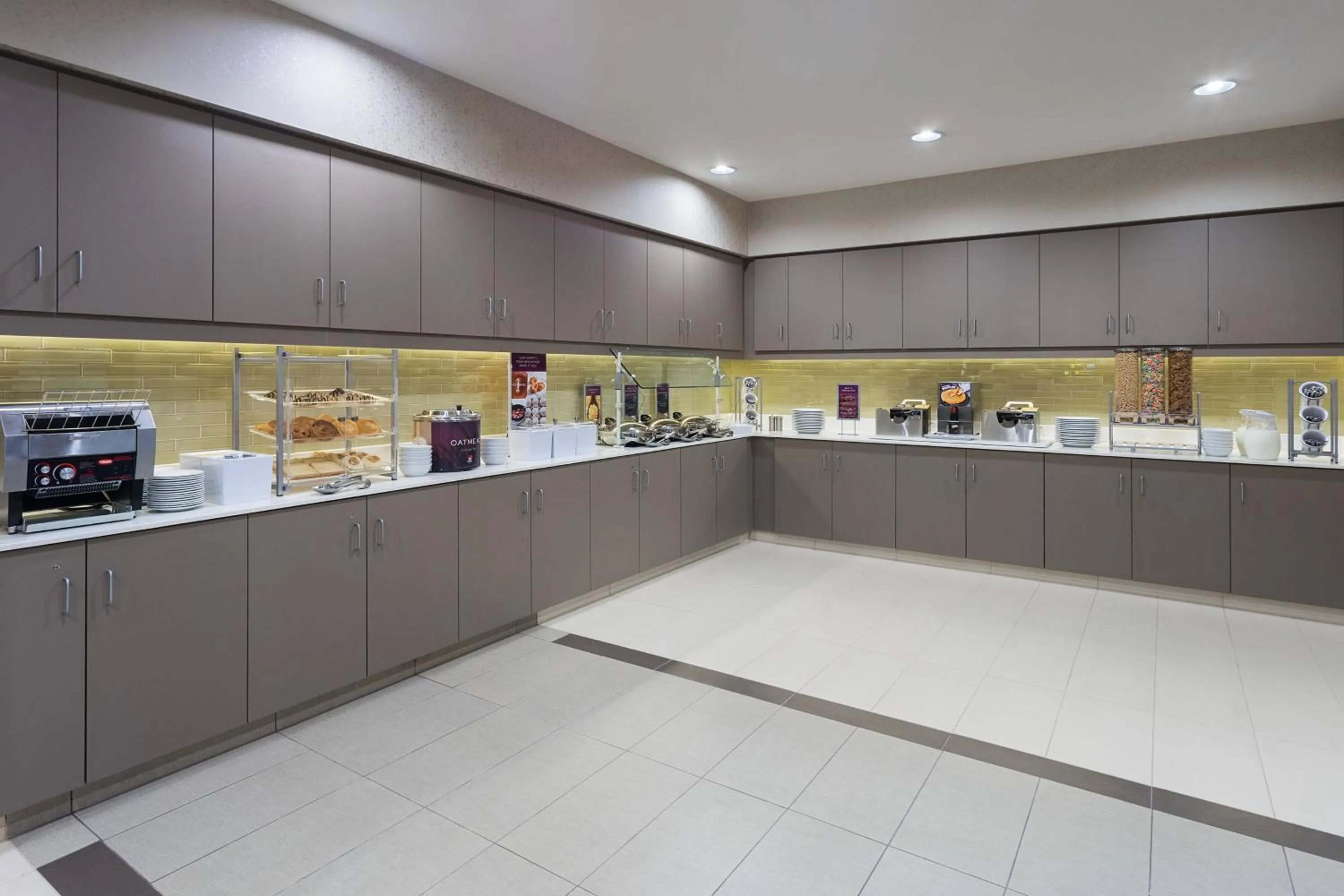 Breakfast in Residence Inn by Marriott Houston West/Beltway 8 at Clay Road