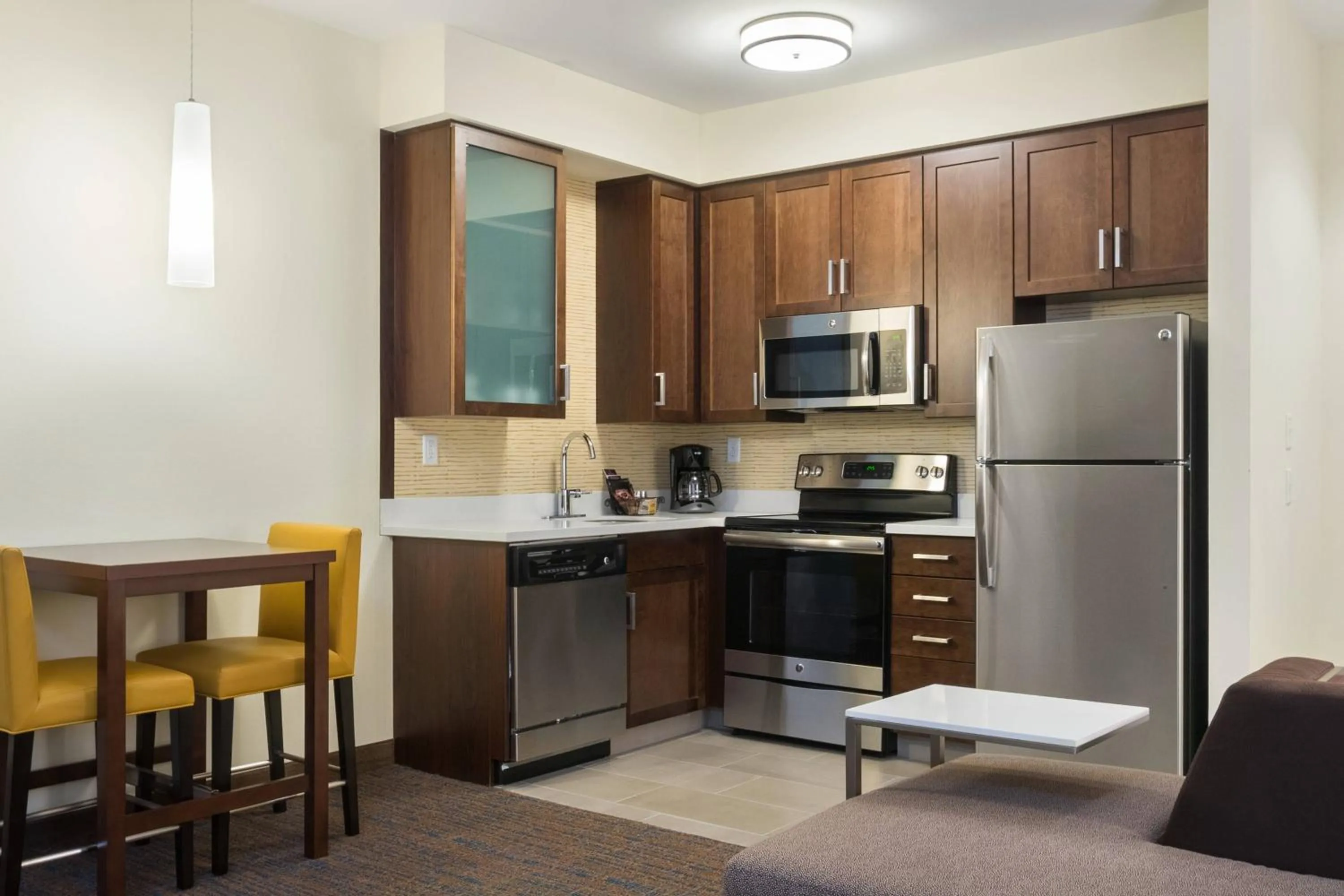 Kitchen or kitchenette in Residence Inn by Marriott Houston West/Beltway 8 at Clay Road