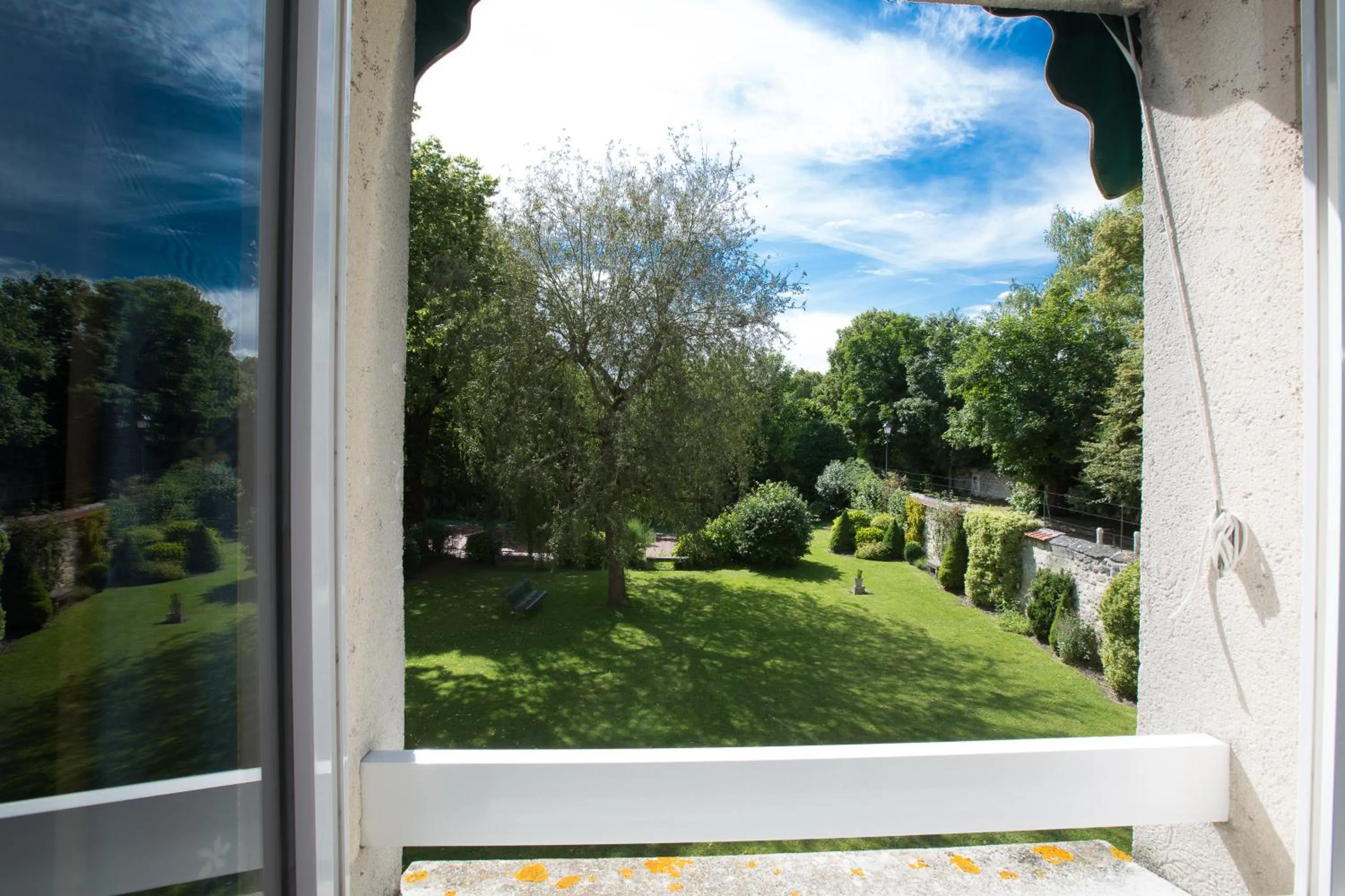 View (from property/room) in Hôtel & Restaurant Le Relais d'Aumale