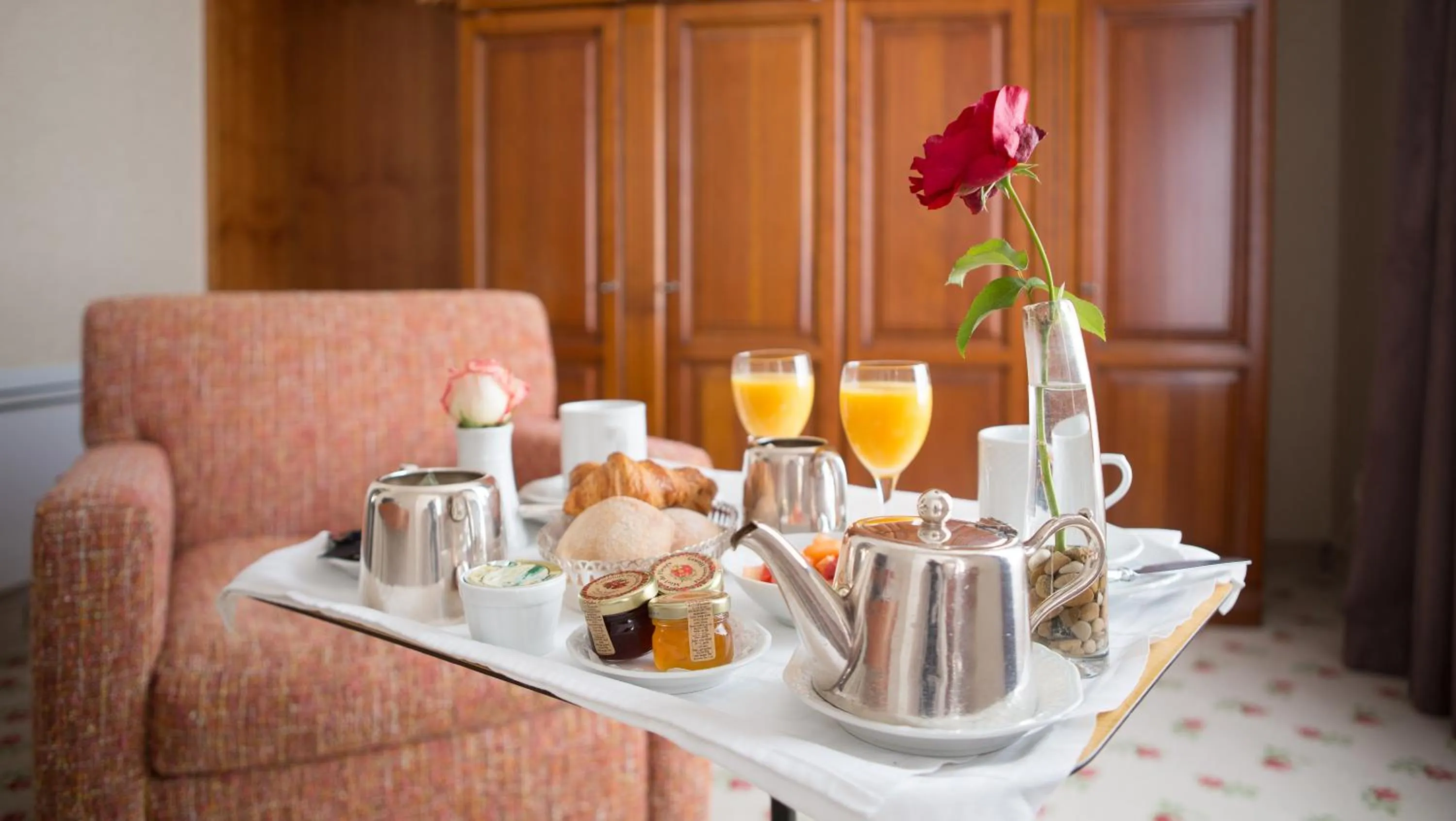 Food in Hôtel & Restaurant Le Relais d'Aumale