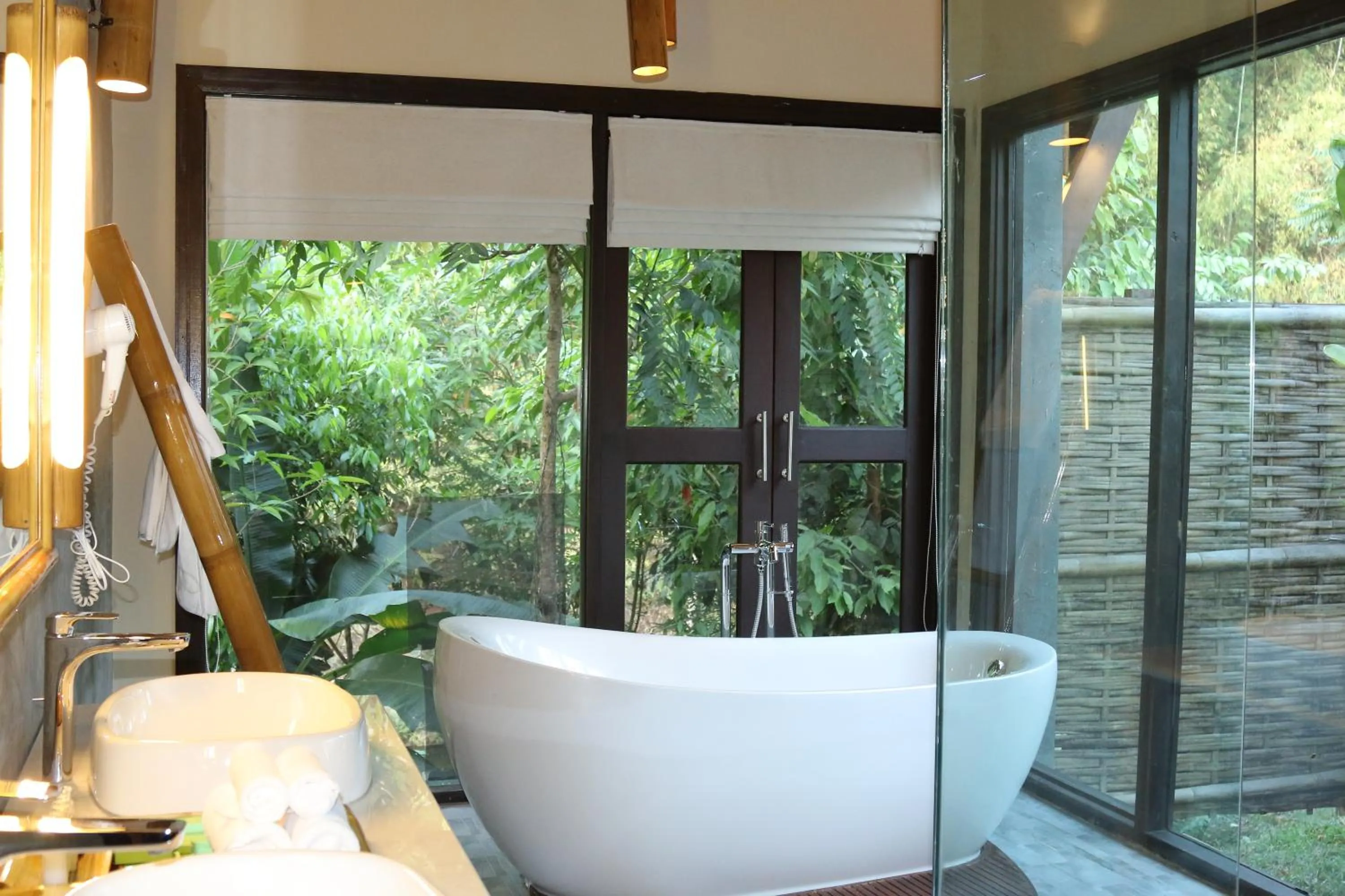 Bathroom in Namkat Yorla Pa Resort