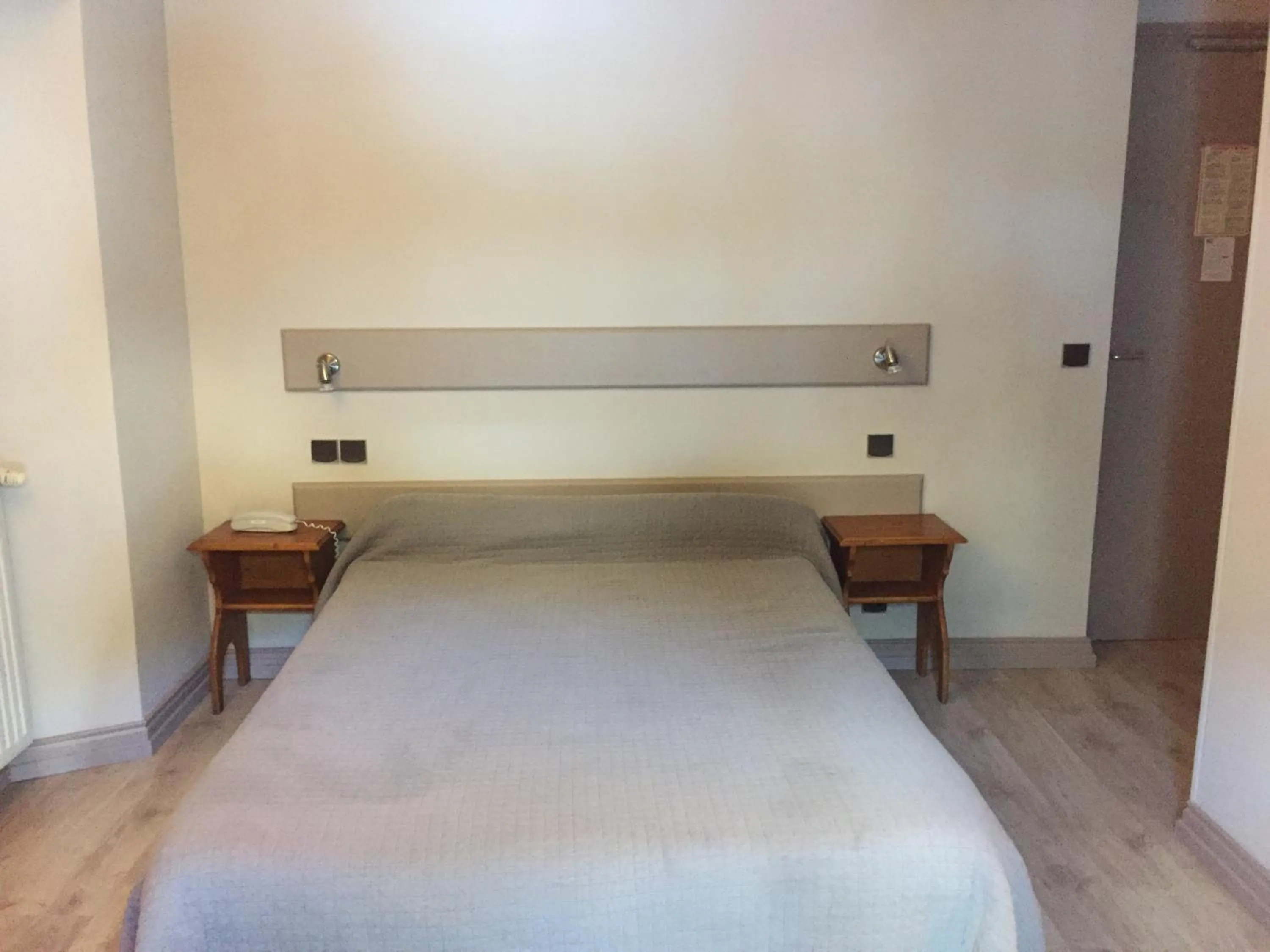 Bed in Hotel Le Centre