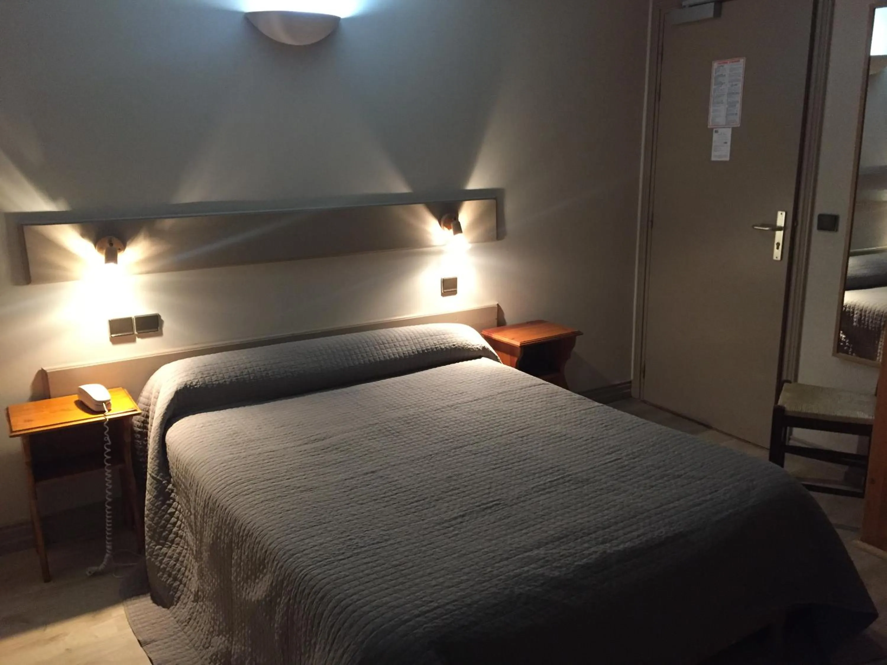 Bed in Hotel Le Centre