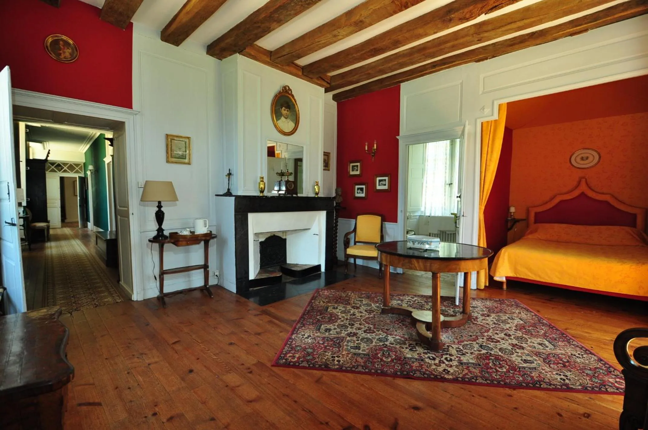 Photo of the whole room, Bed in Château du Plessis - Anjou