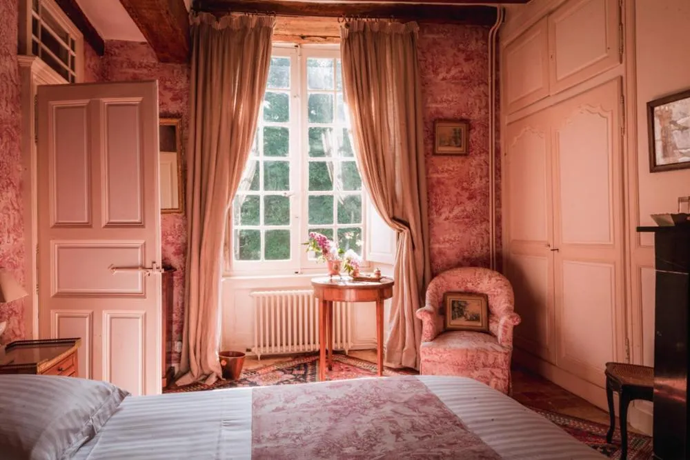Bed in Château du Plessis - Anjou