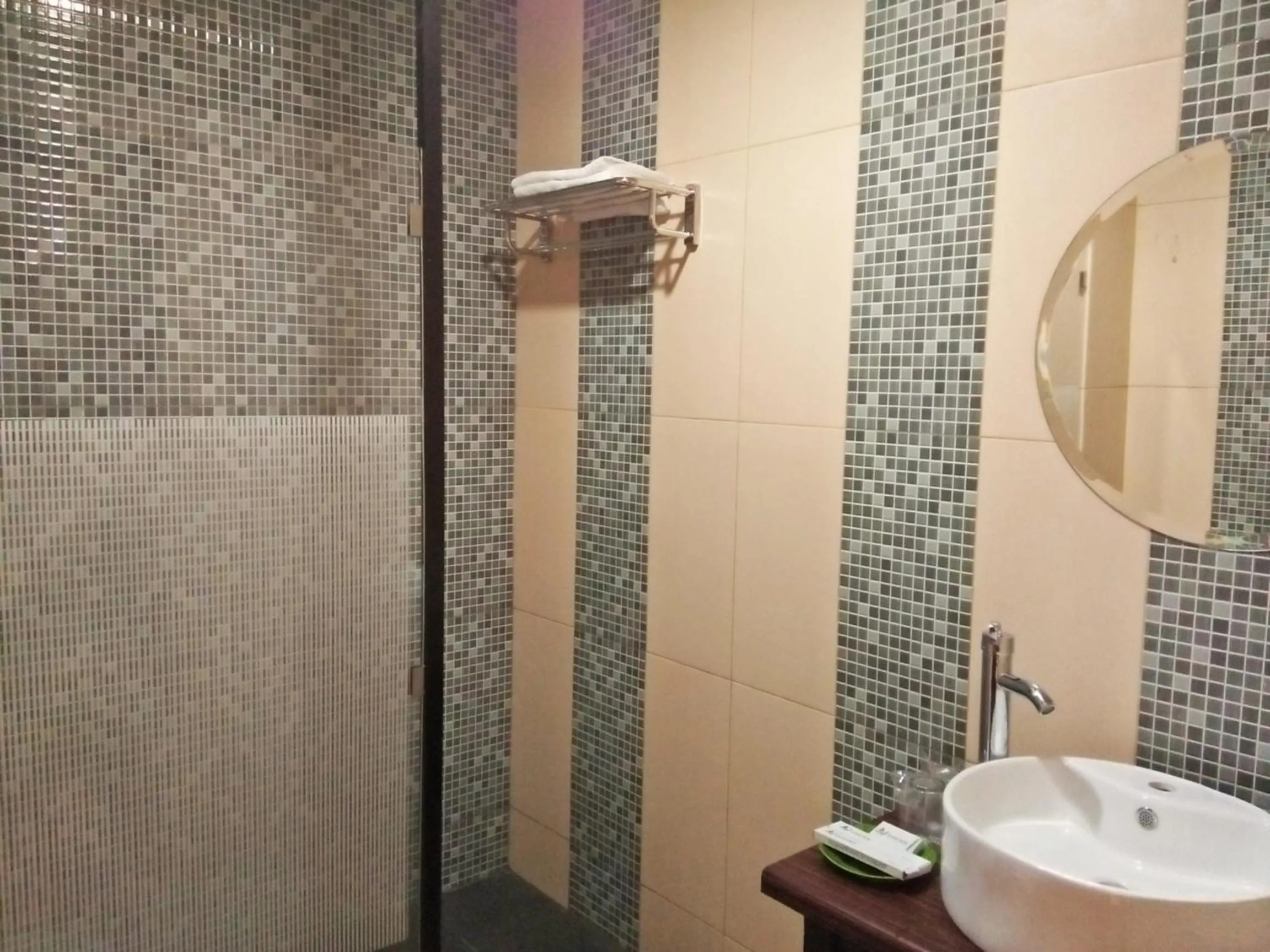 Bathroom in Arsela Hotel Pangkalan Bun