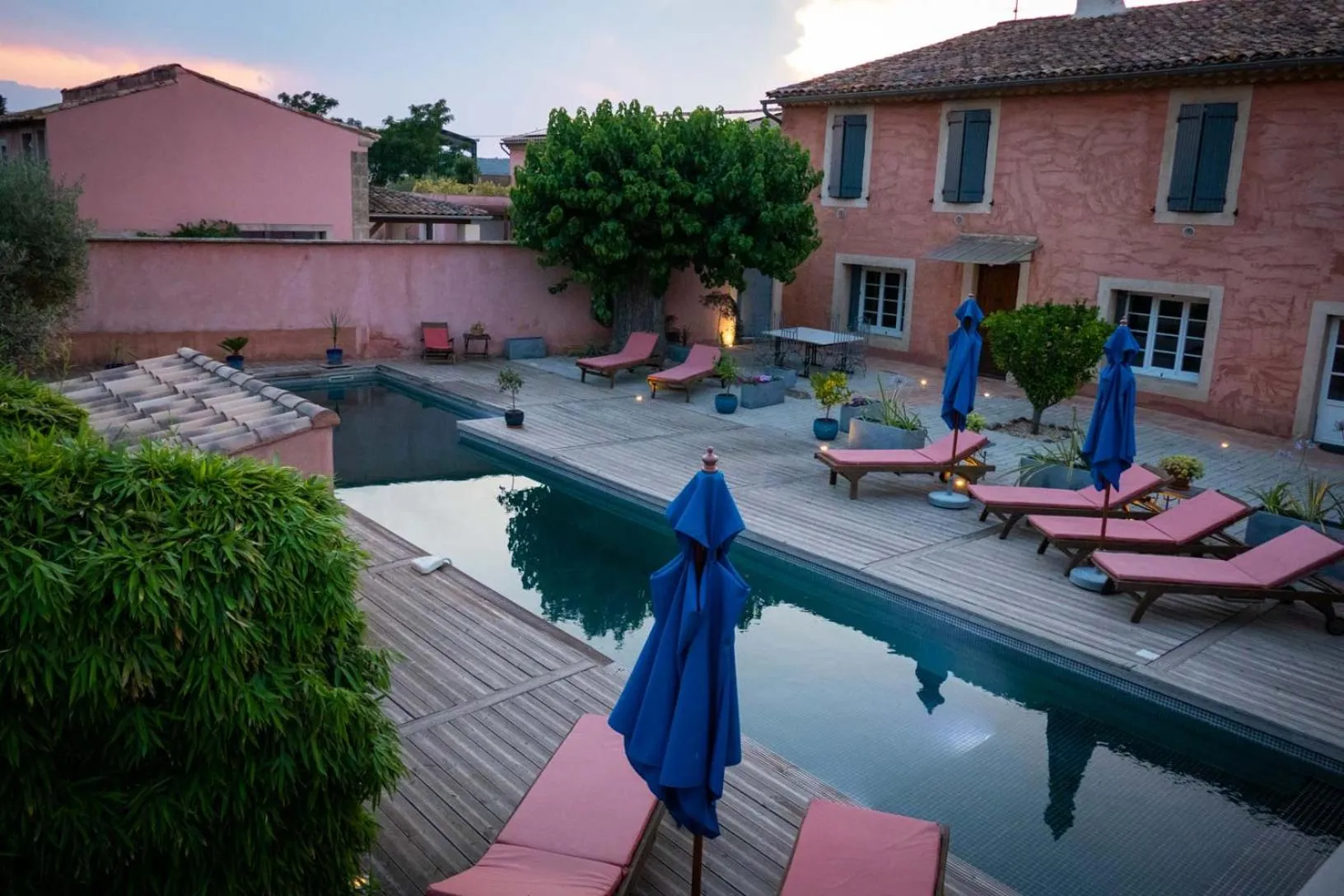 Property building in Le Mas de Gleyzes - Charme Authentique & Détente avec Piscine