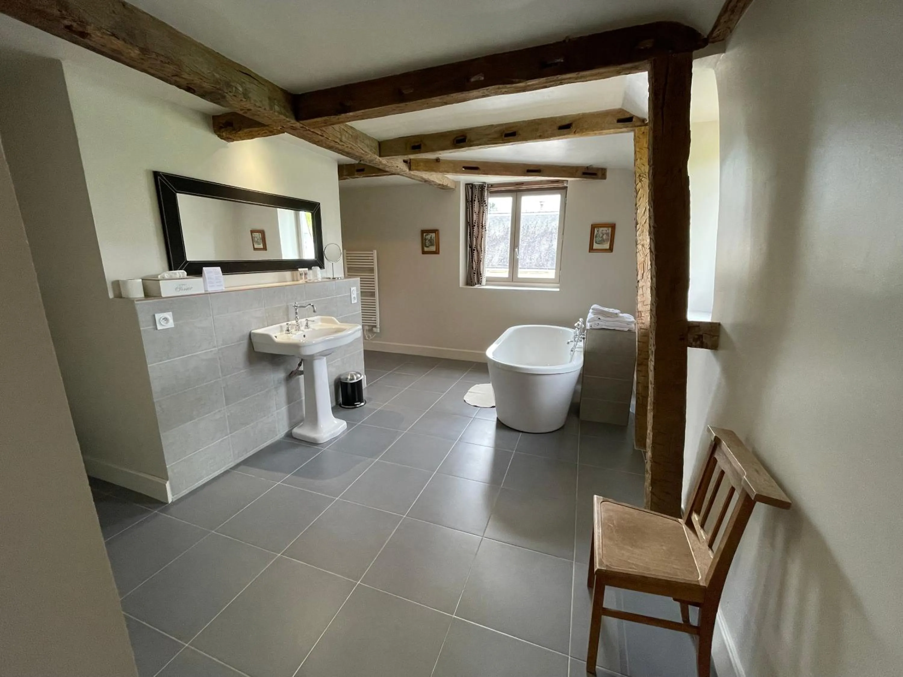 Bathroom in Château De La Coutancière
