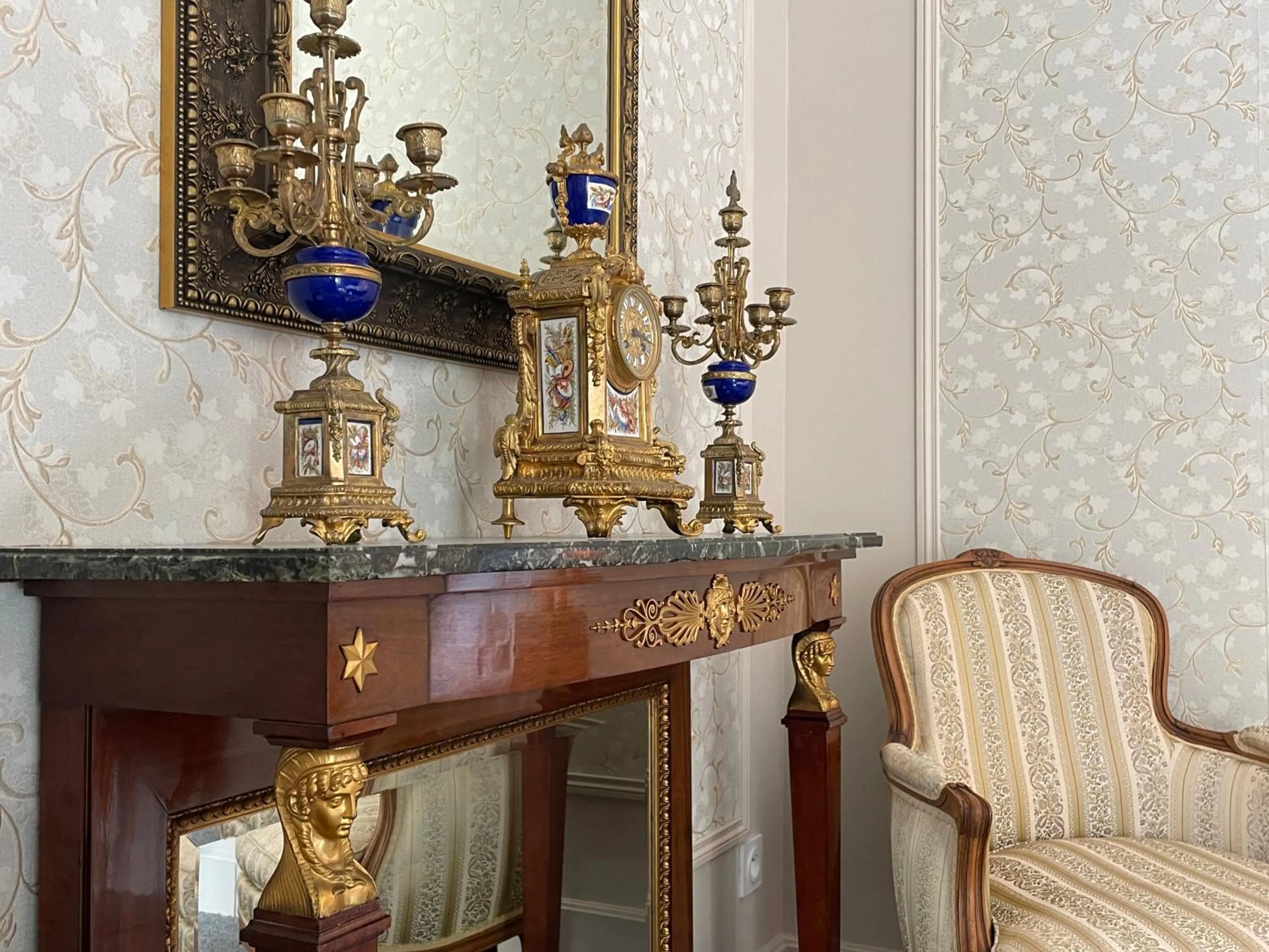 Decorative detail in Château De La Coutancière