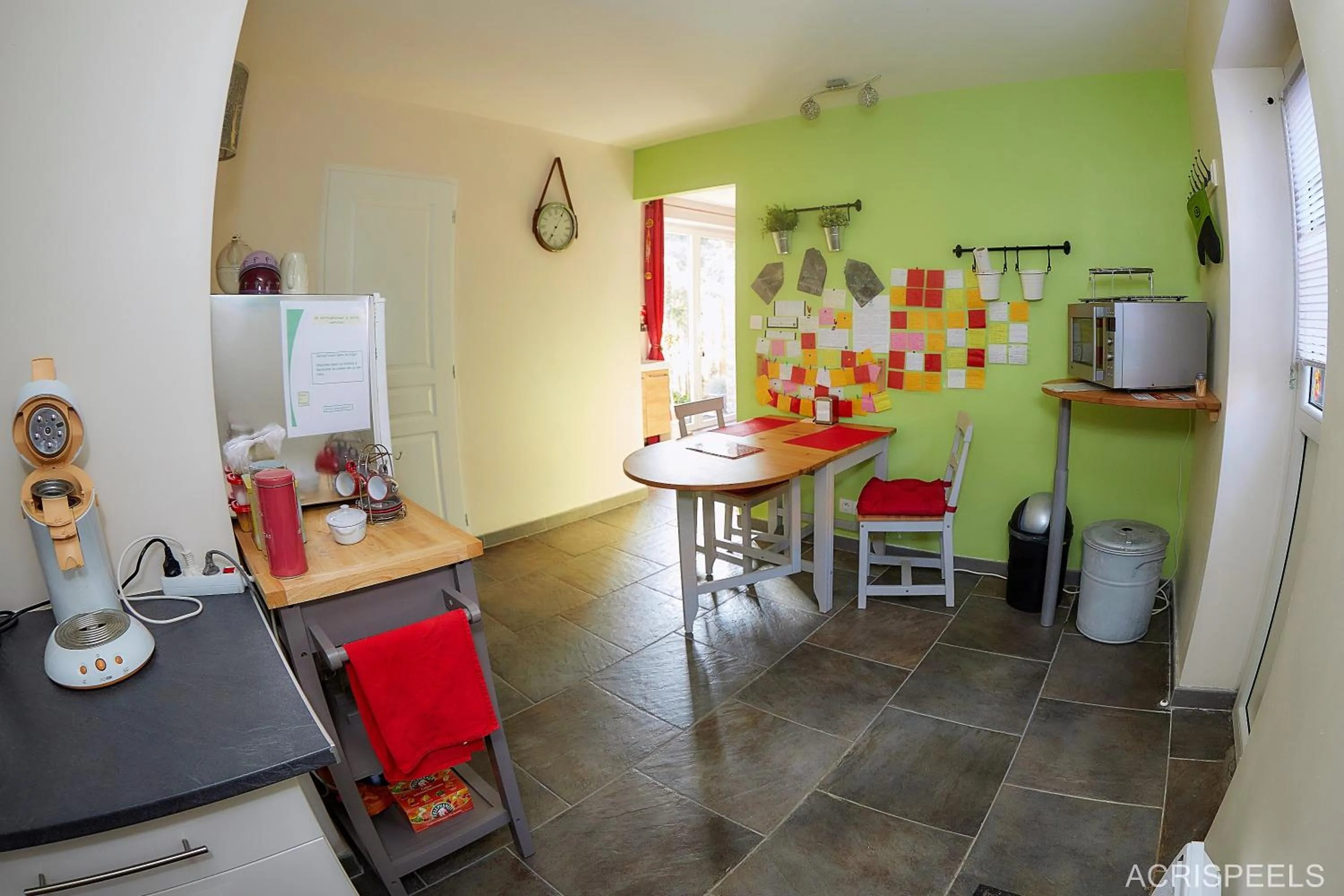 Kitchen or kitchenette in Bulles et Natures B&B