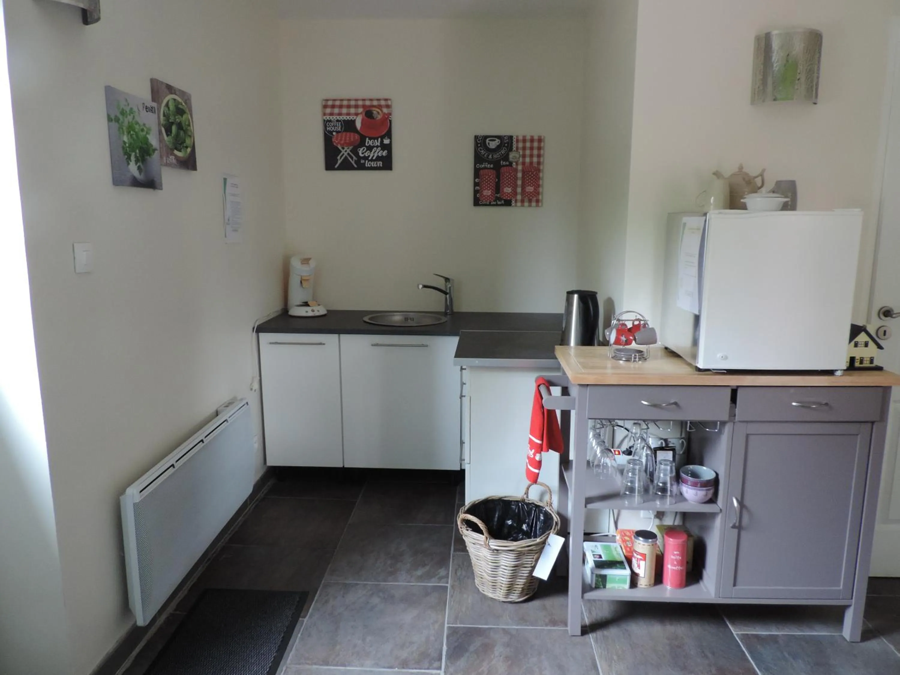 Kitchen or kitchenette in Bulles et Natures B&B
