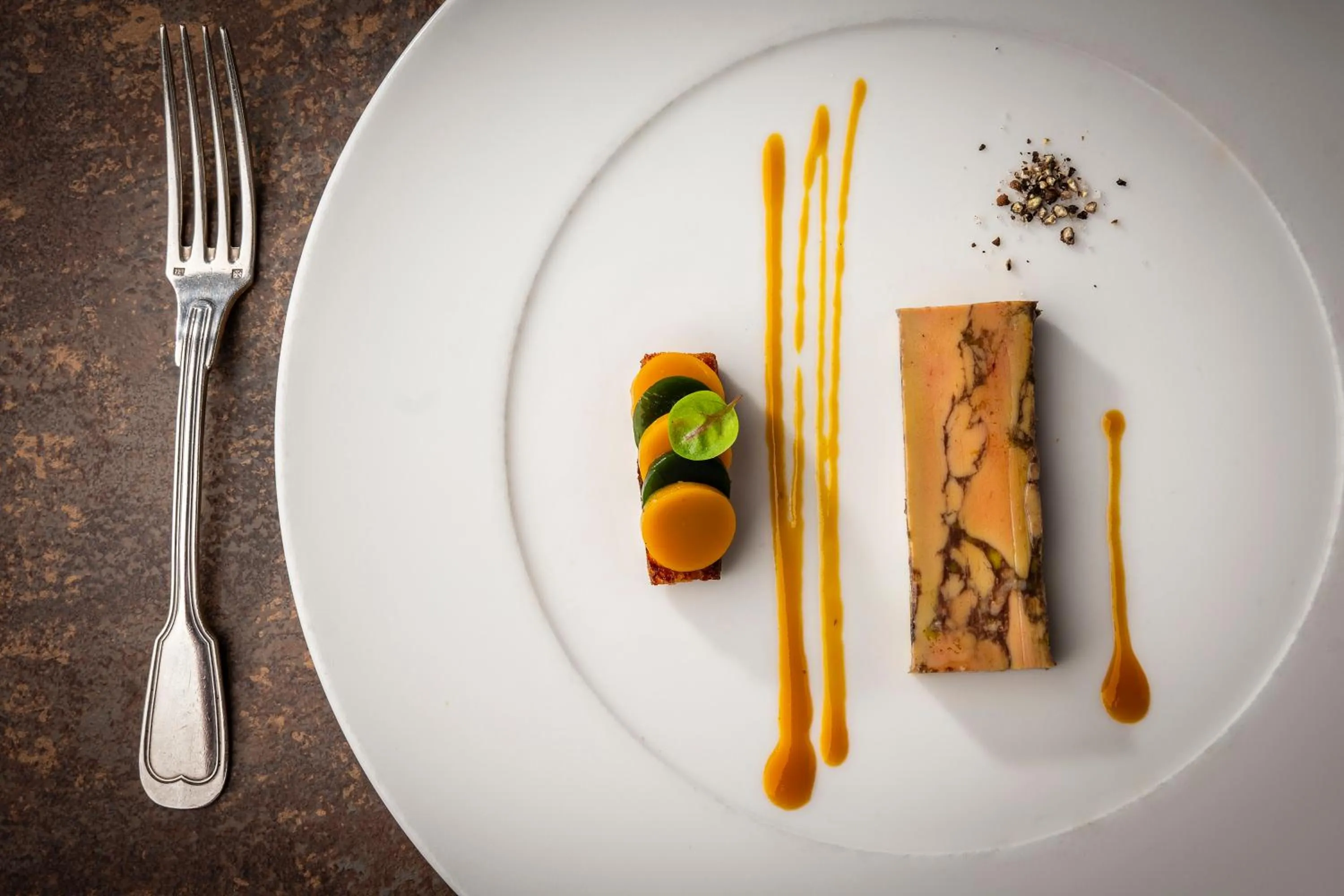 Food and drinks in Hôtel Beau Rivage Condrieu