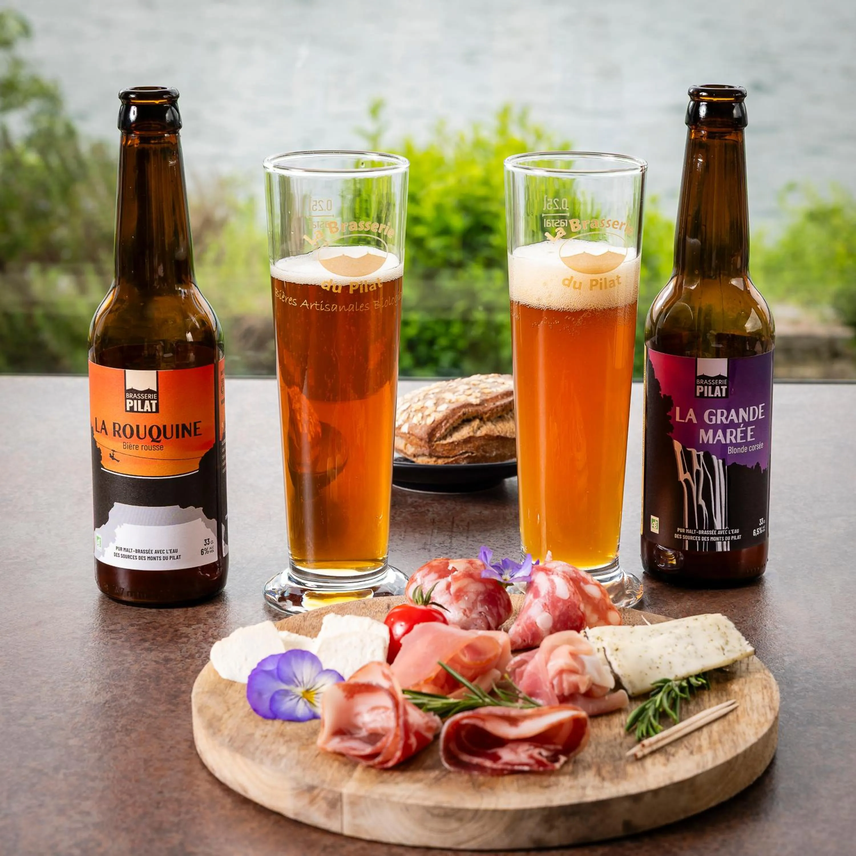 Food and drinks in Hôtel Beau Rivage Condrieu