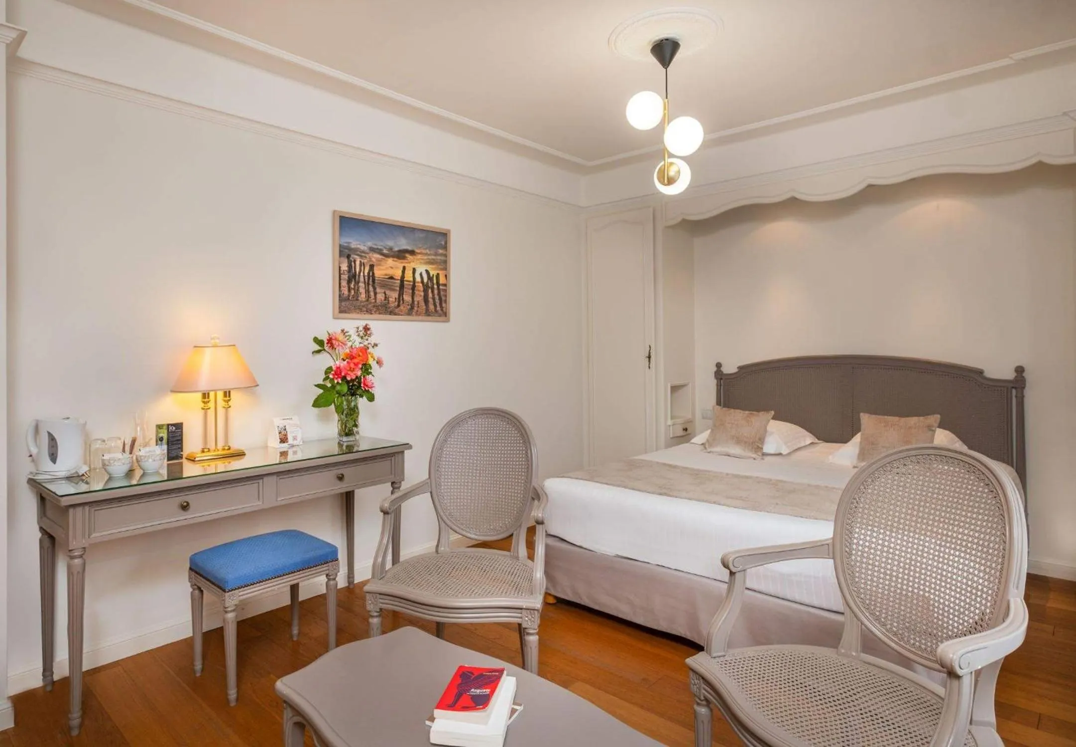 Bed in Domaine du Limonay, The Originals Collection