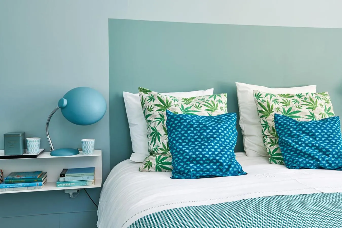 Decorative detail, Bed in Queen Christine