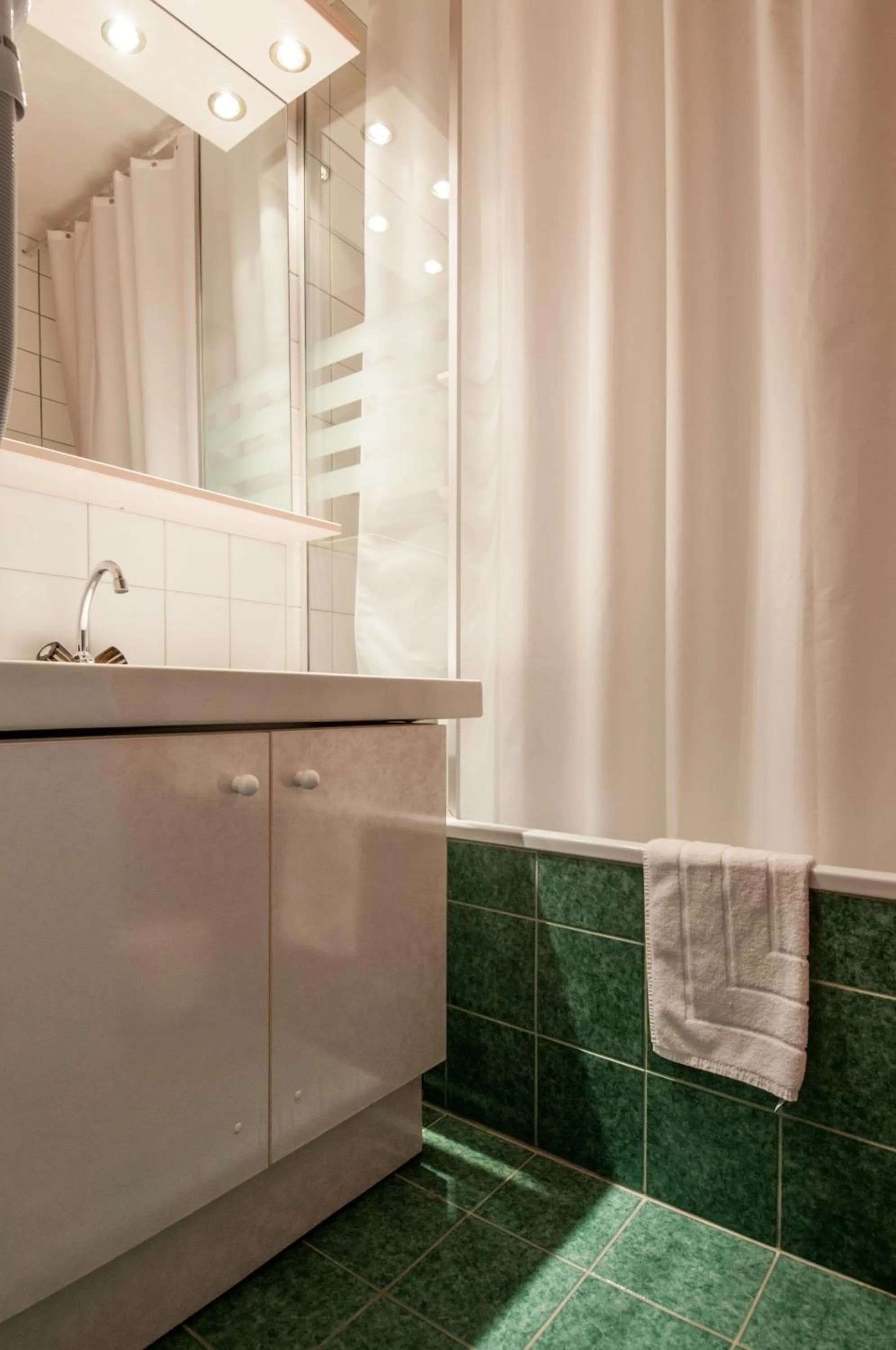 Bathroom in Brit Hotel Florimont