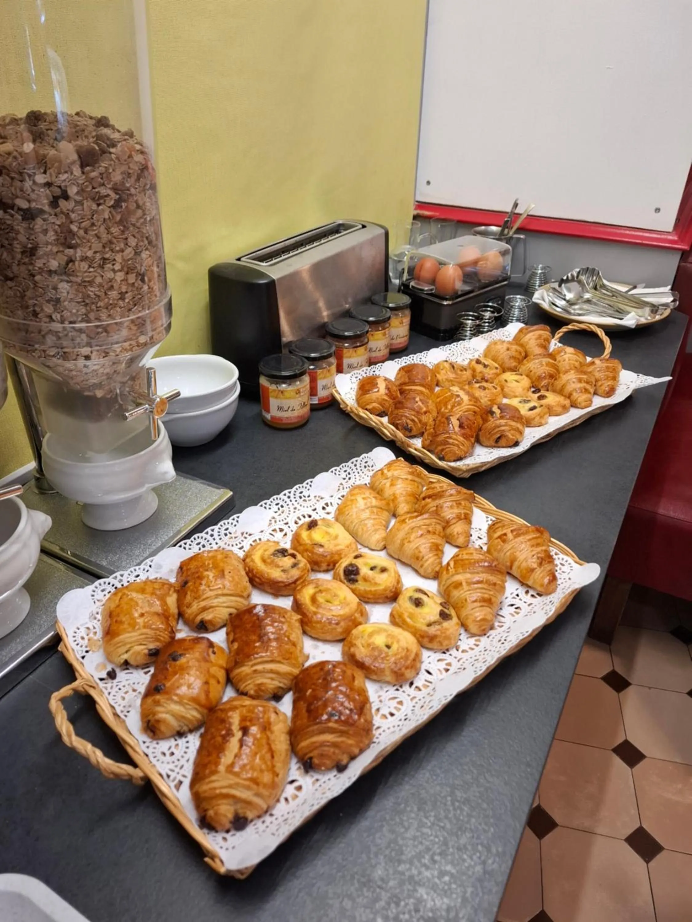 Logis Hôtel & Restaurant de la Barque