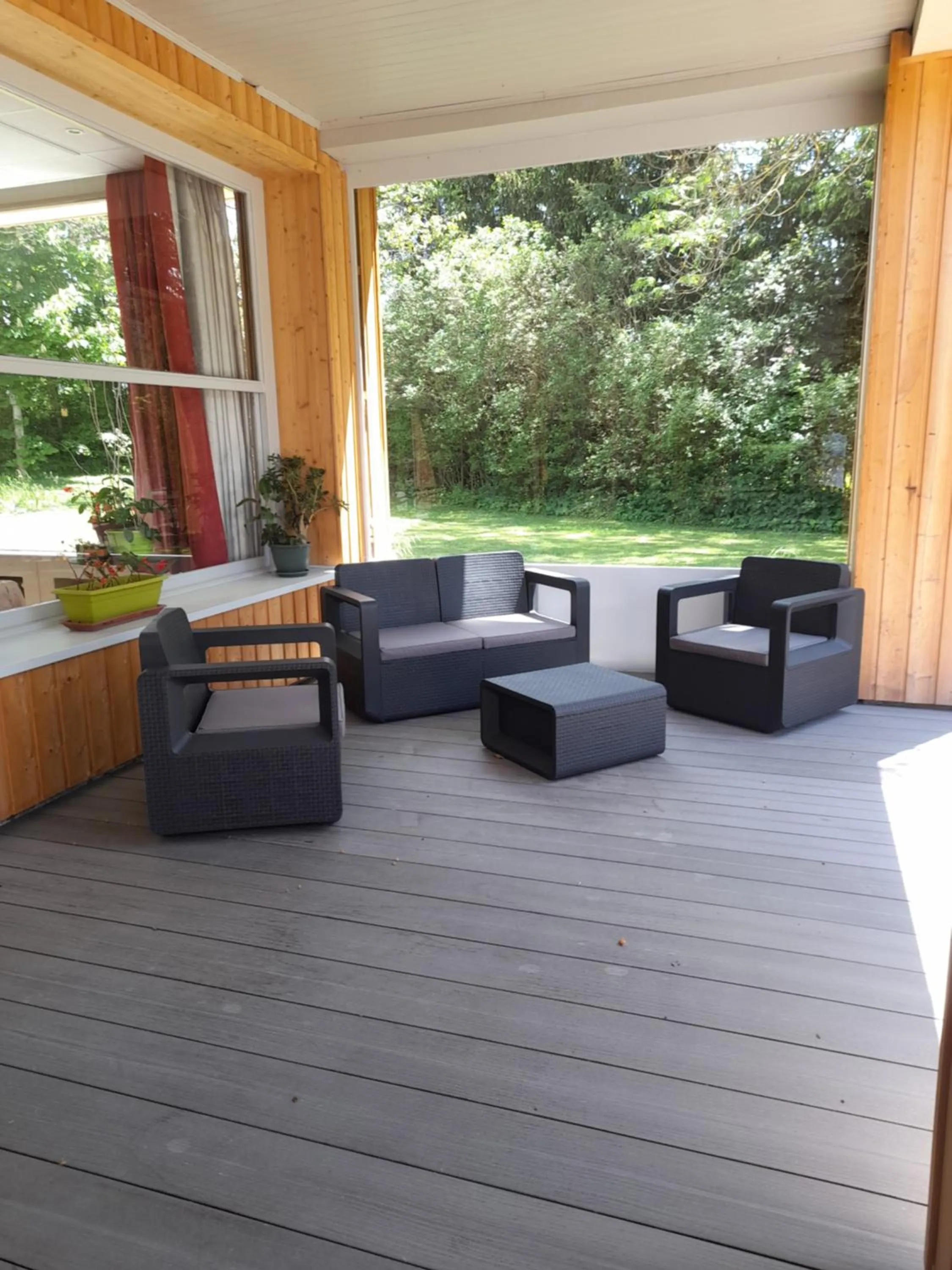 Property building in Logis Hôtels La Crémaillère