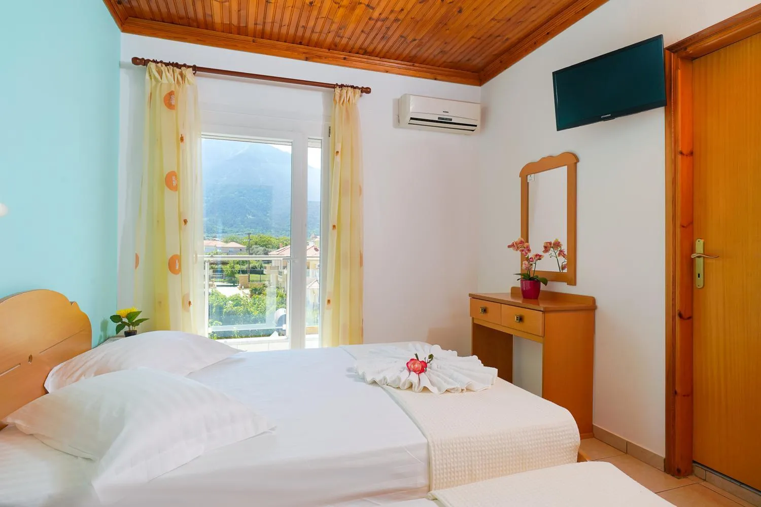 Photo of the whole room, Bed in Hotel Anna