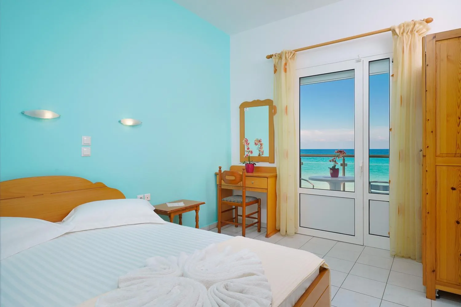 Photo of the whole room, Bed in Hotel Anna
