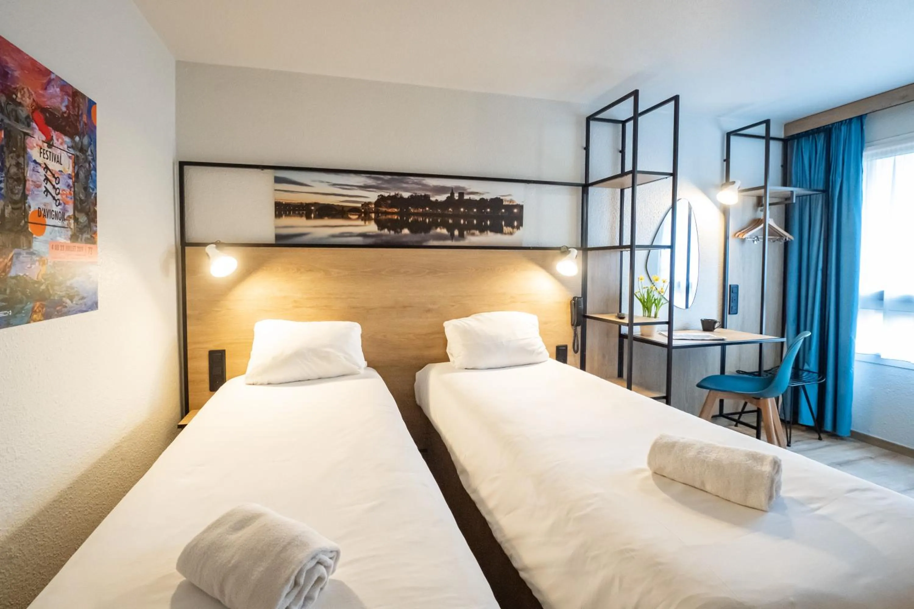 Photo of the whole room, Bed in ibis Avignon Centre Pont De L'Europe