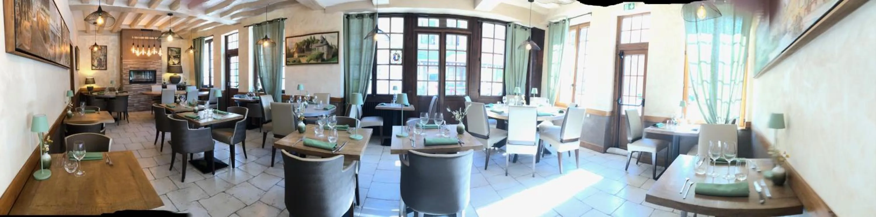 Restaurant/places to eat in Logis Hôtel Restaurant Spa L'auberge Du President