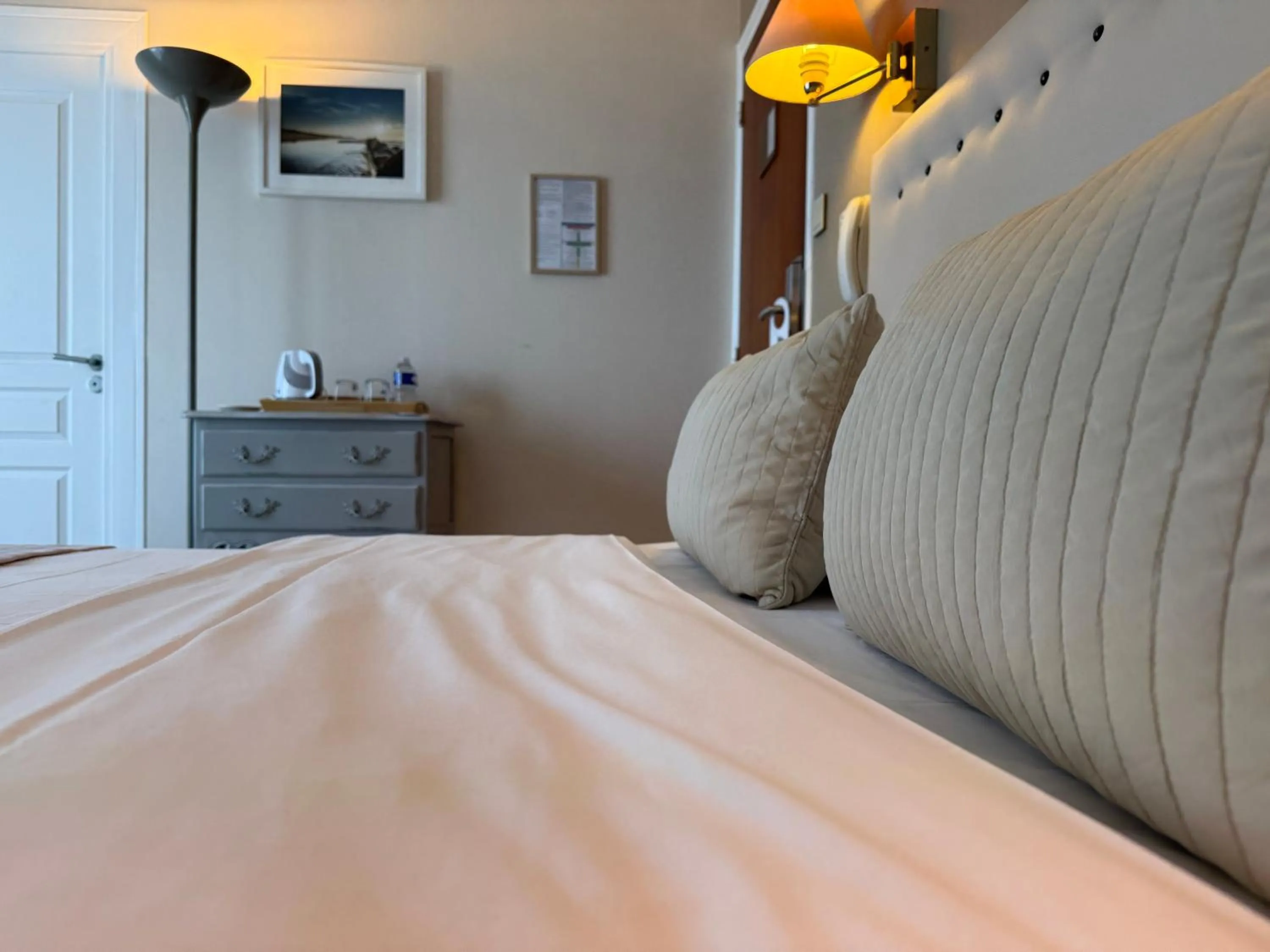 Bed in Hotel des Pins