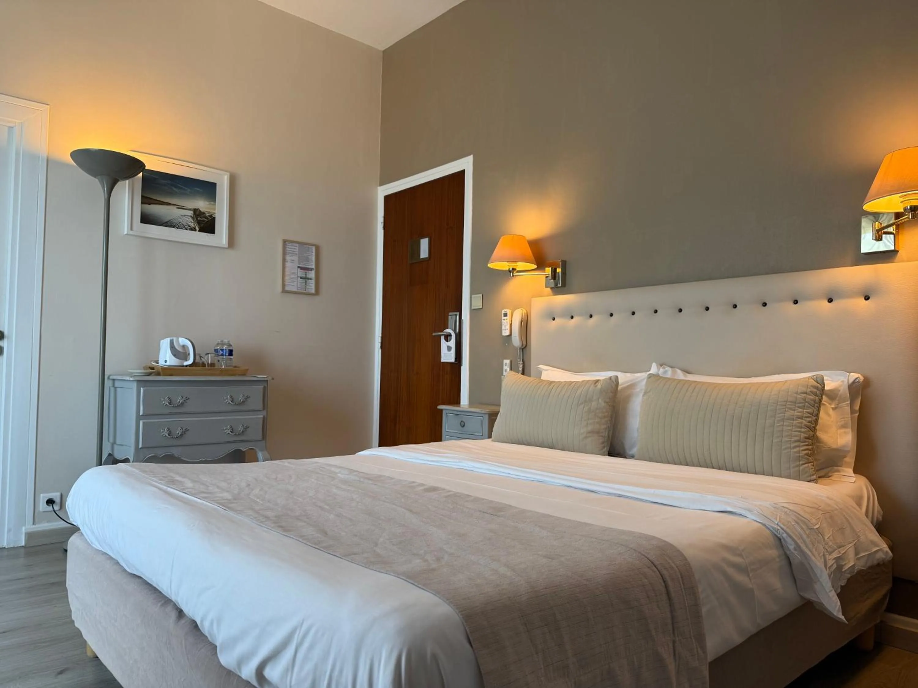 Bed in Hotel des Pins