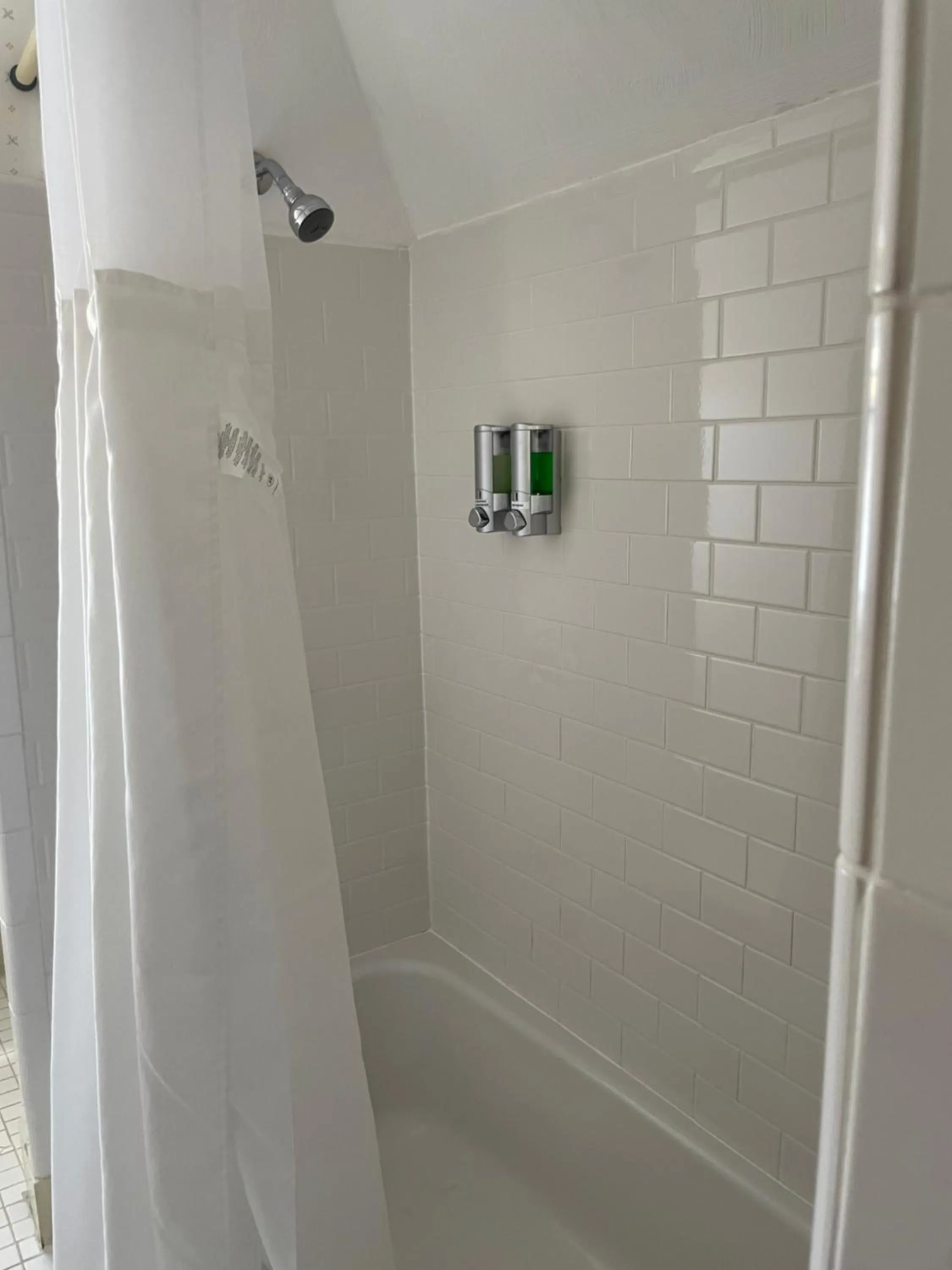 Moseley Cottage Inn and The Town Motel