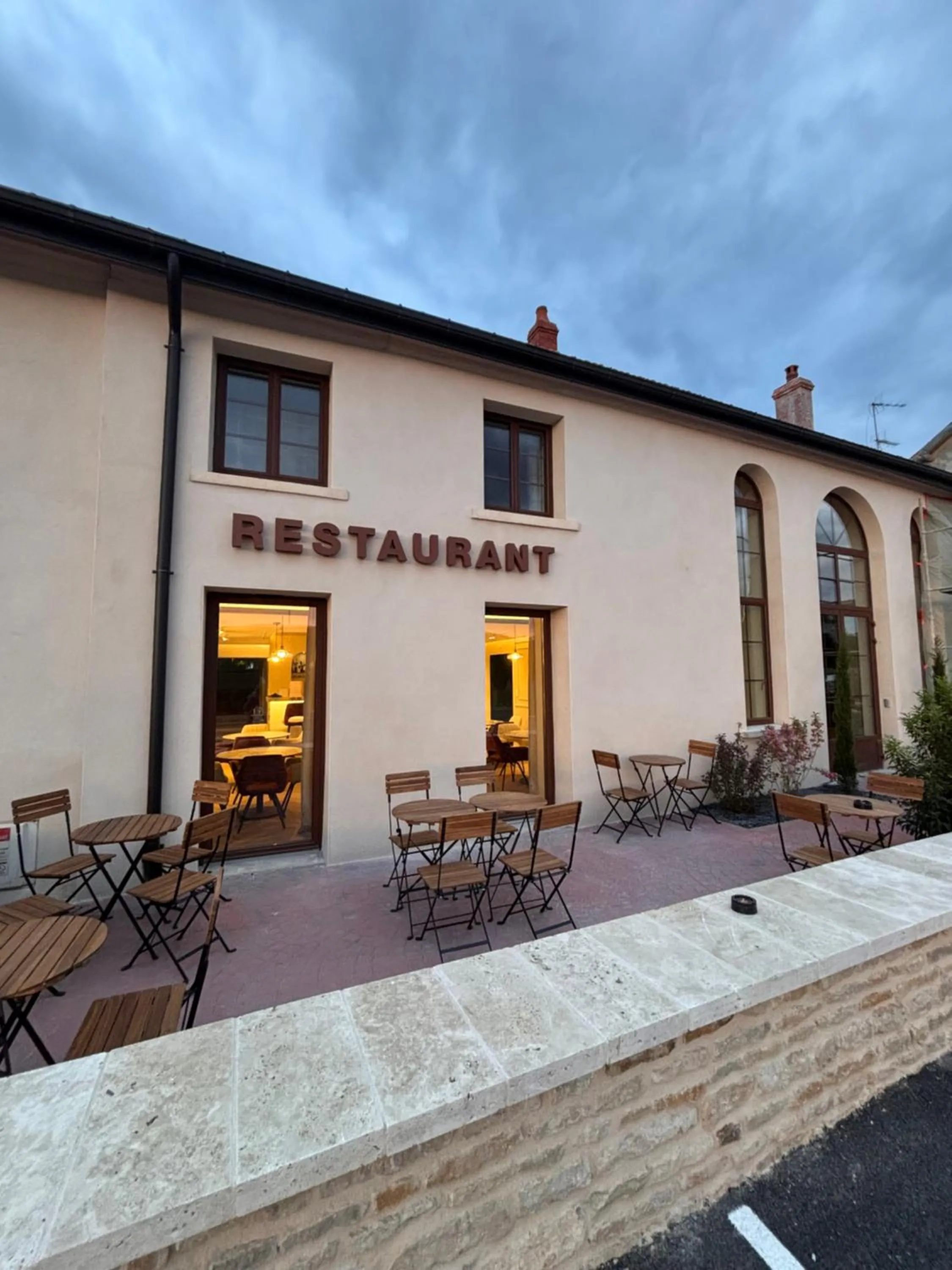 Property building in Hôtel Le Clos des Arts