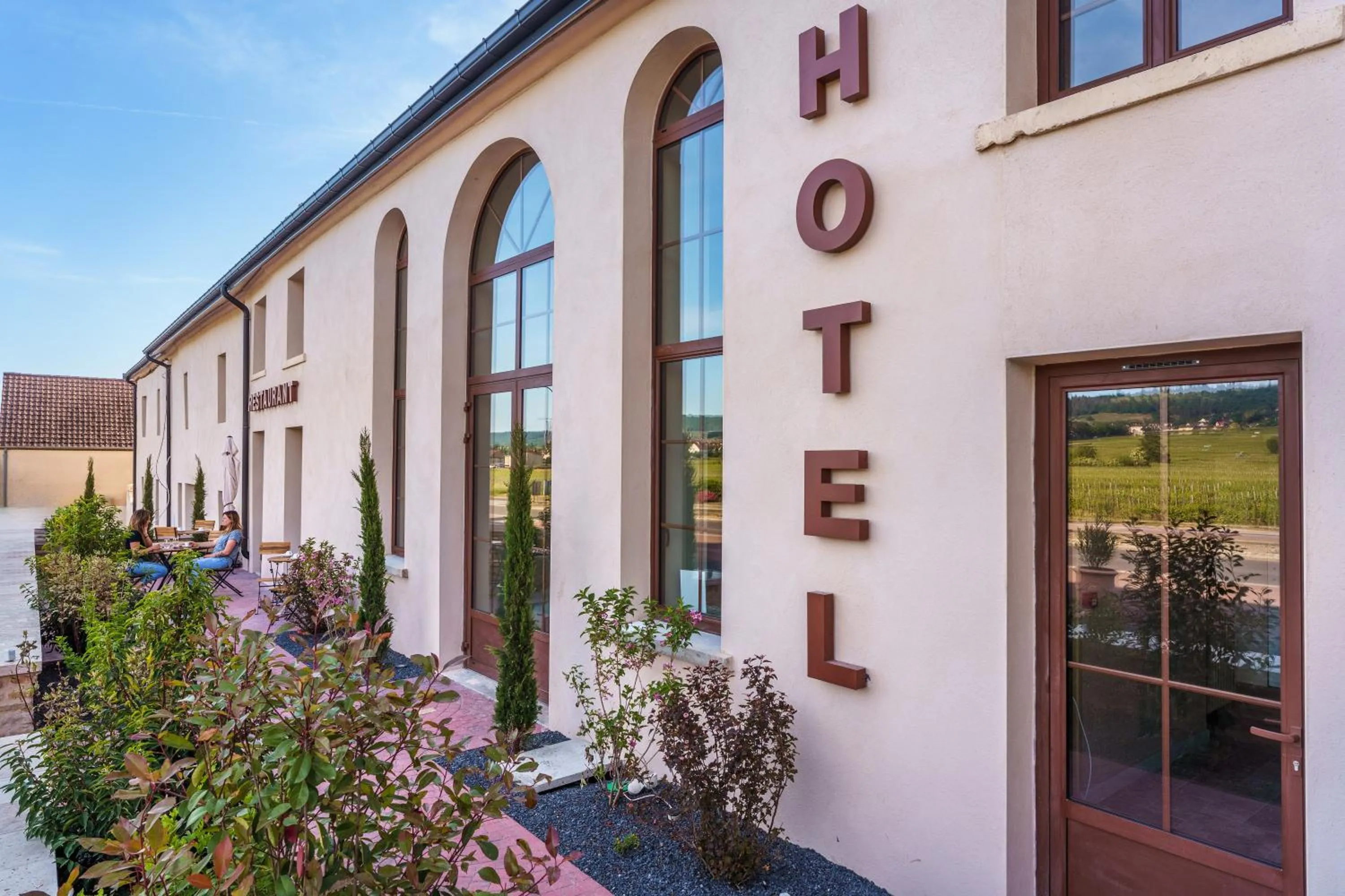 Property building in Hôtel Le Clos des Arts