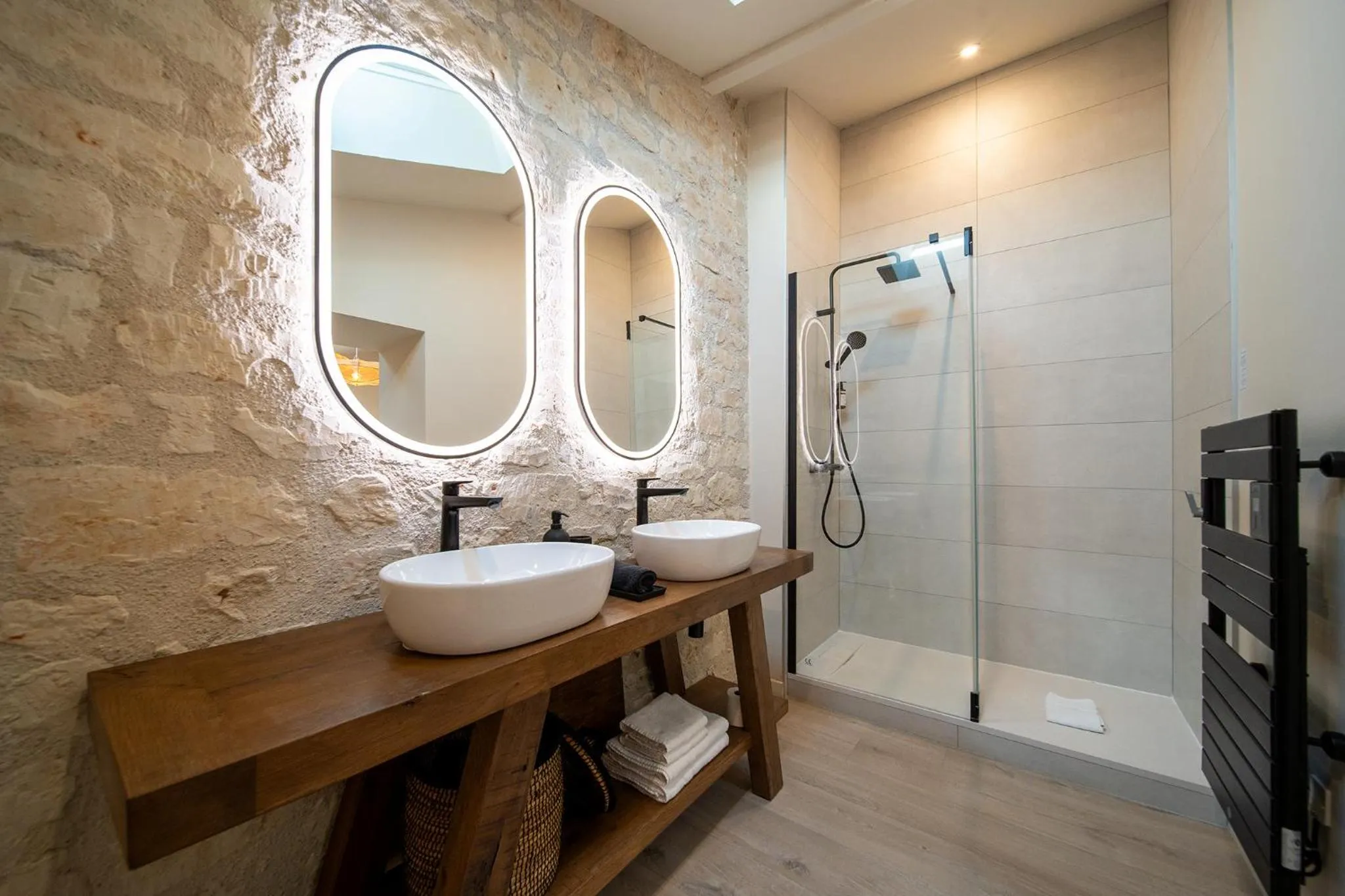 Bathroom in Hôtel Rive Sud