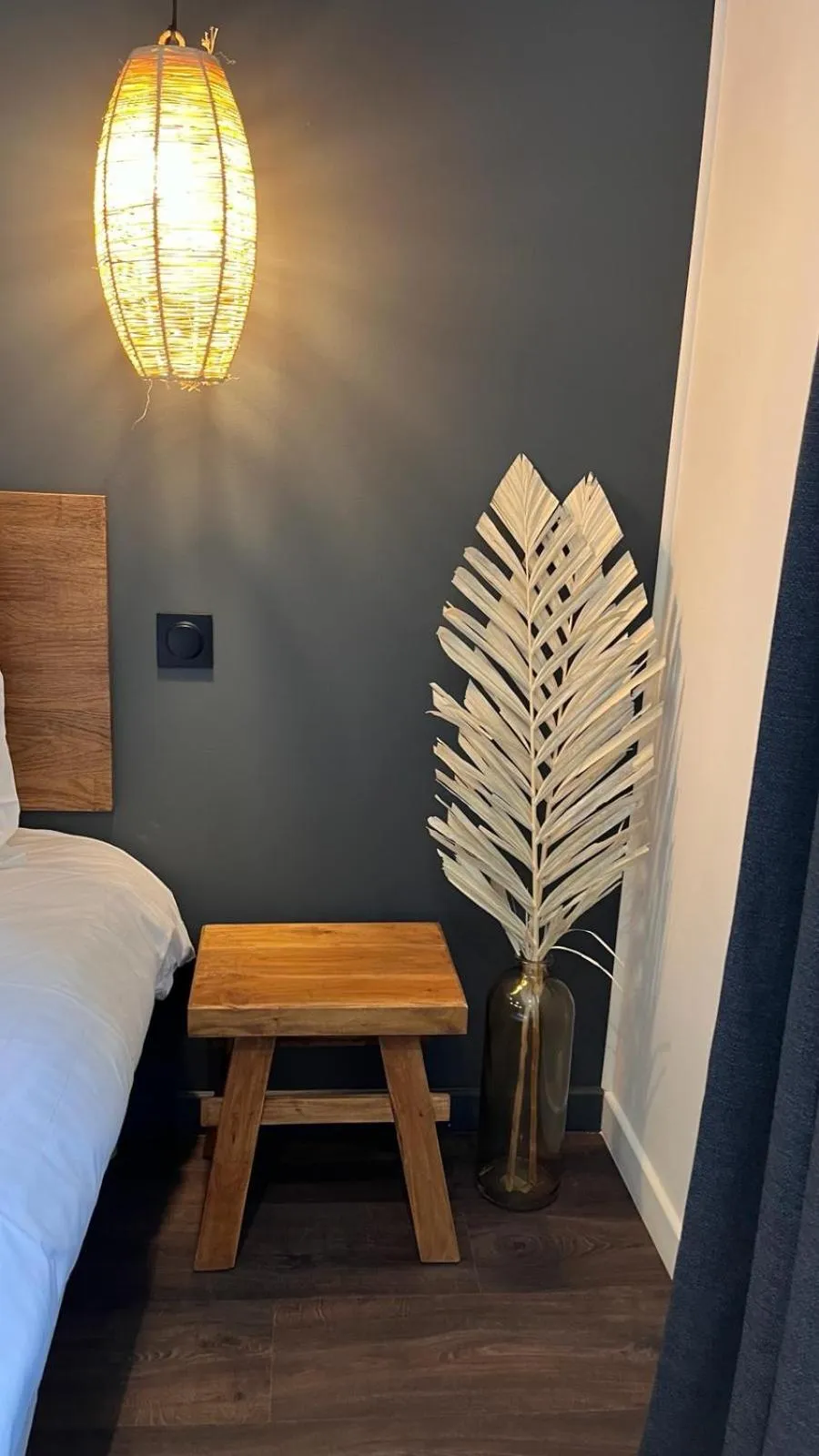 Decorative detail, Bed in Hôtel Rive Sud