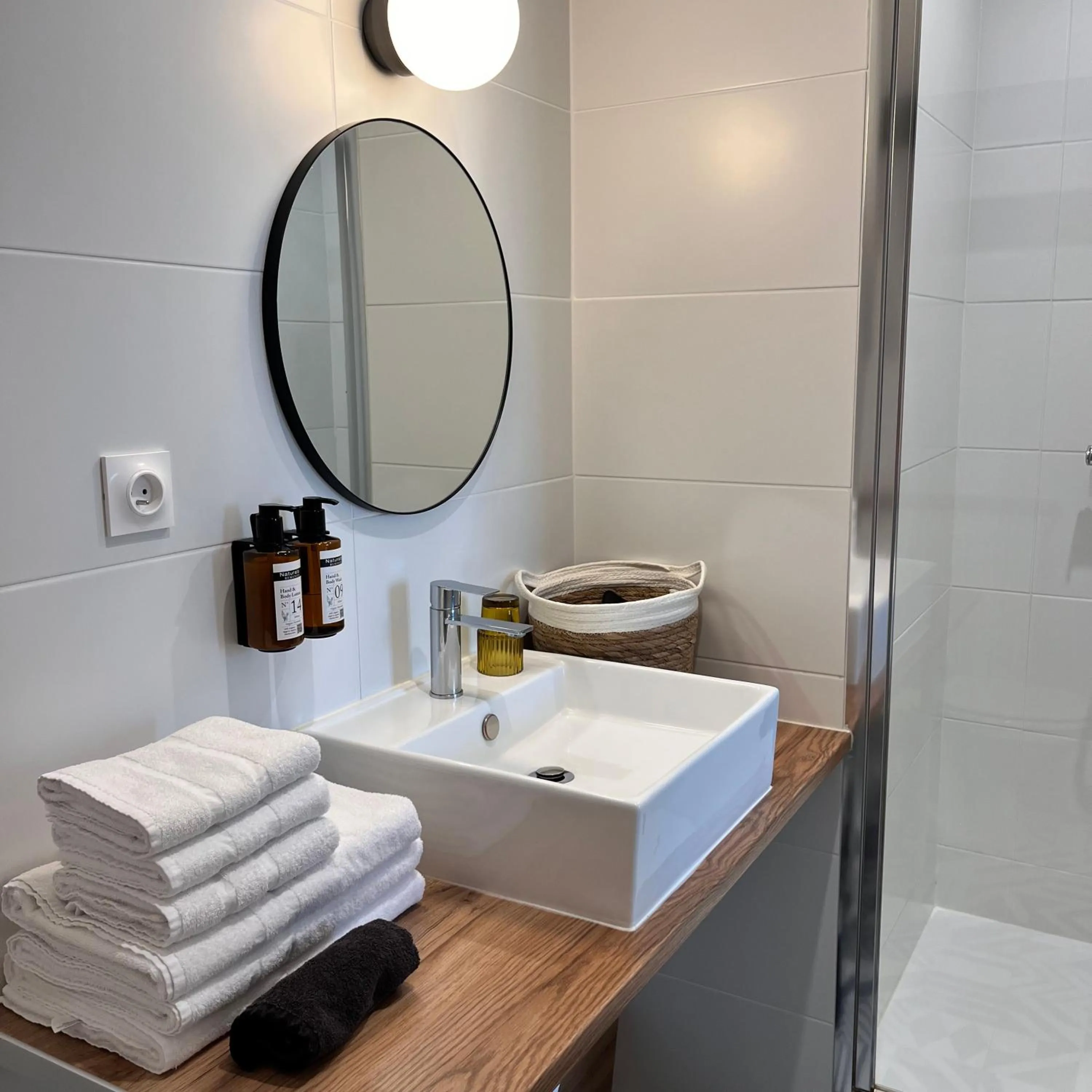 Bathroom in Hôtel Rive Sud