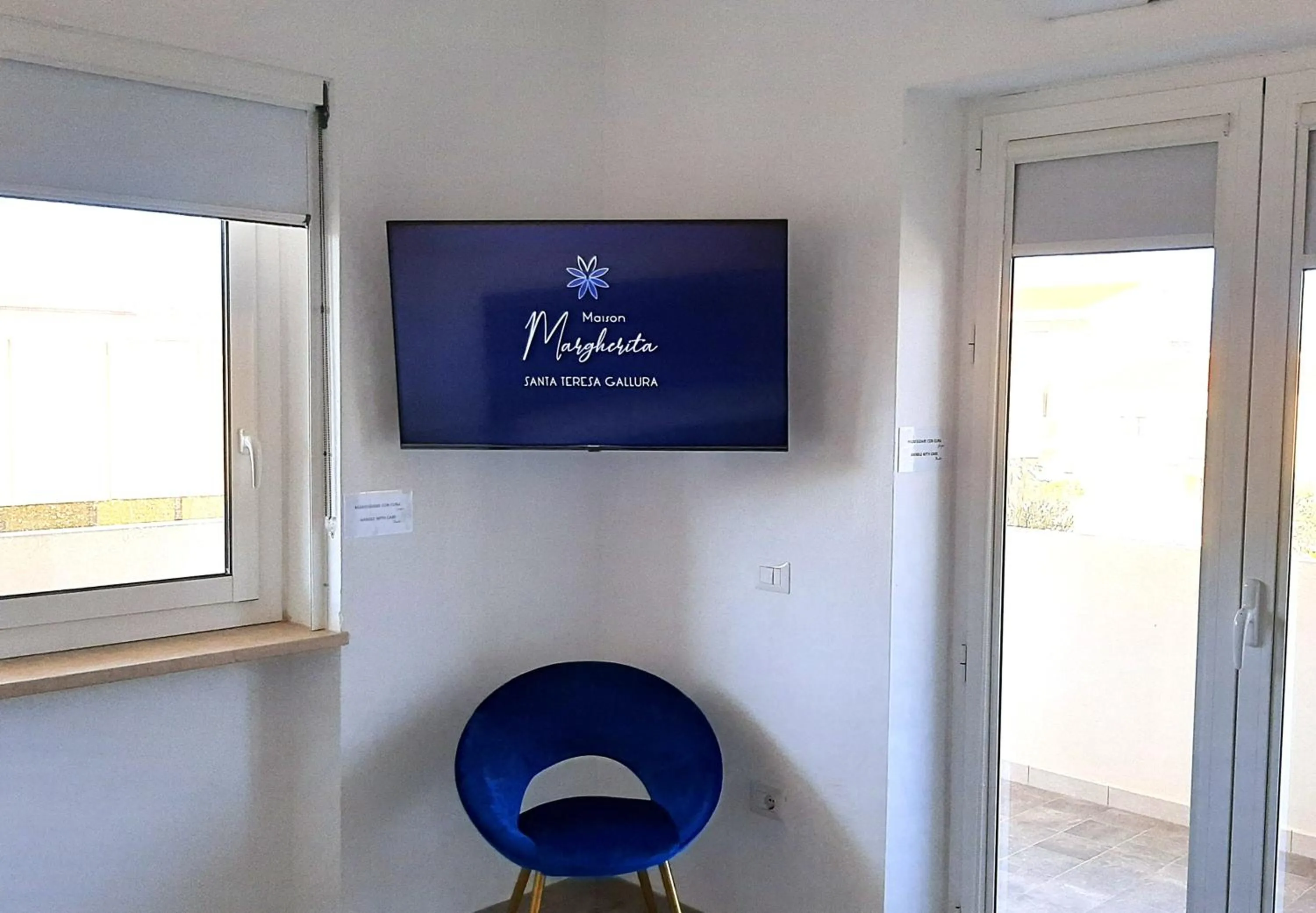 Logo/Certificate/Sign in Maison Margherita